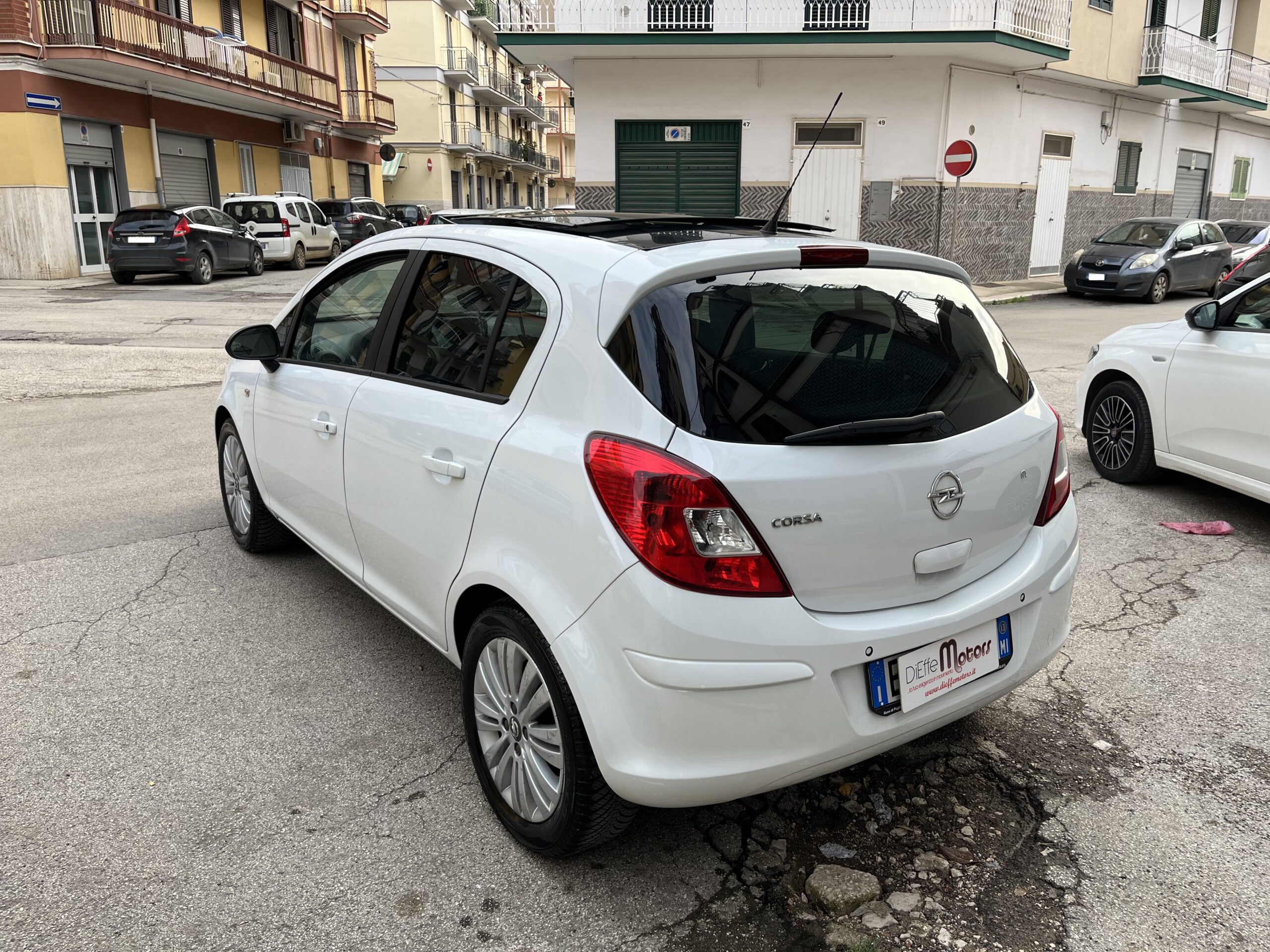 OPEL CORSA 1.2 85CV 5P GPL-TECH EDITION - immagine 7