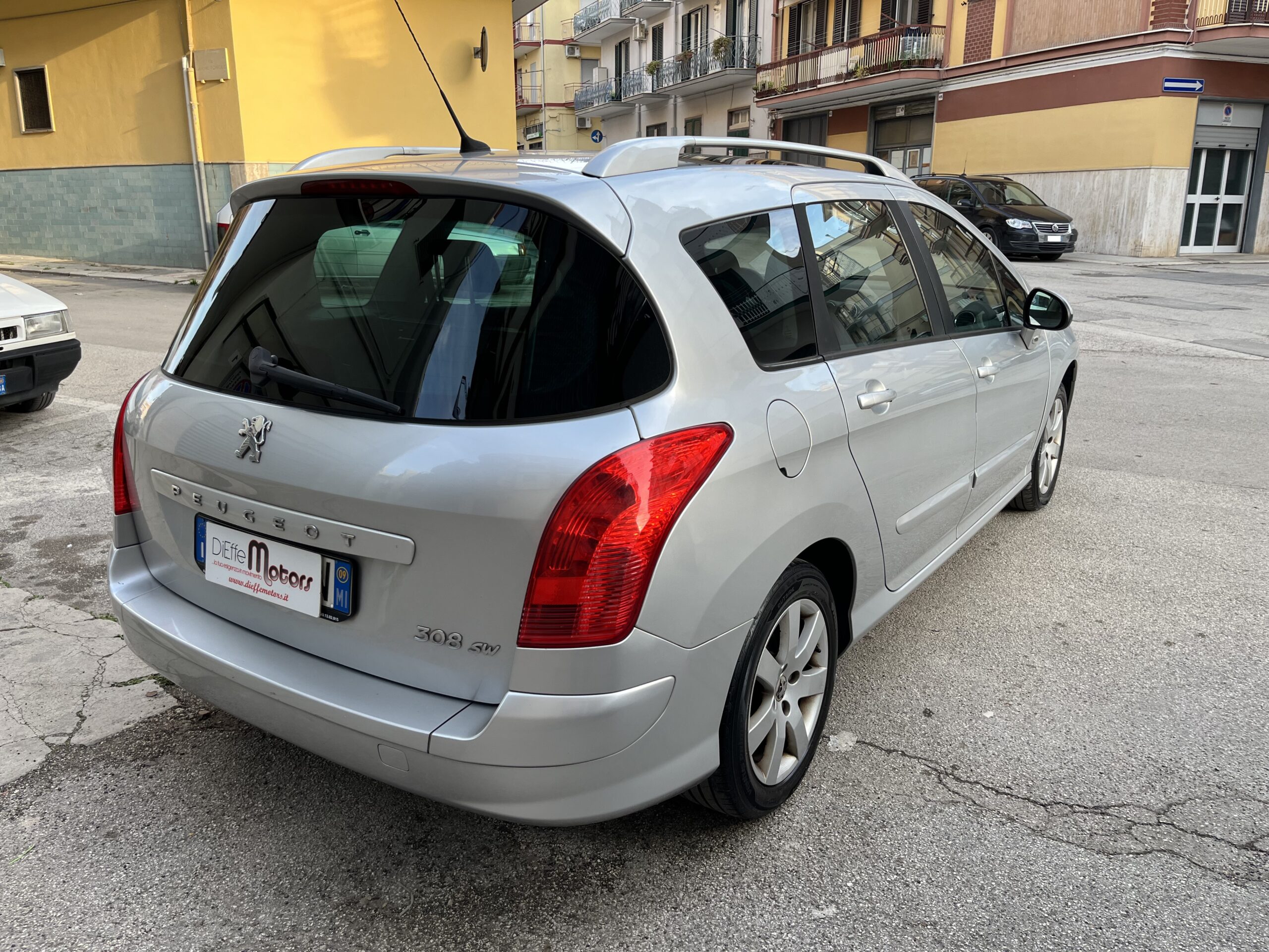 PEUGEOT 308 1.6 HDI 110CV SW CIEL TECNO - immagine 6
