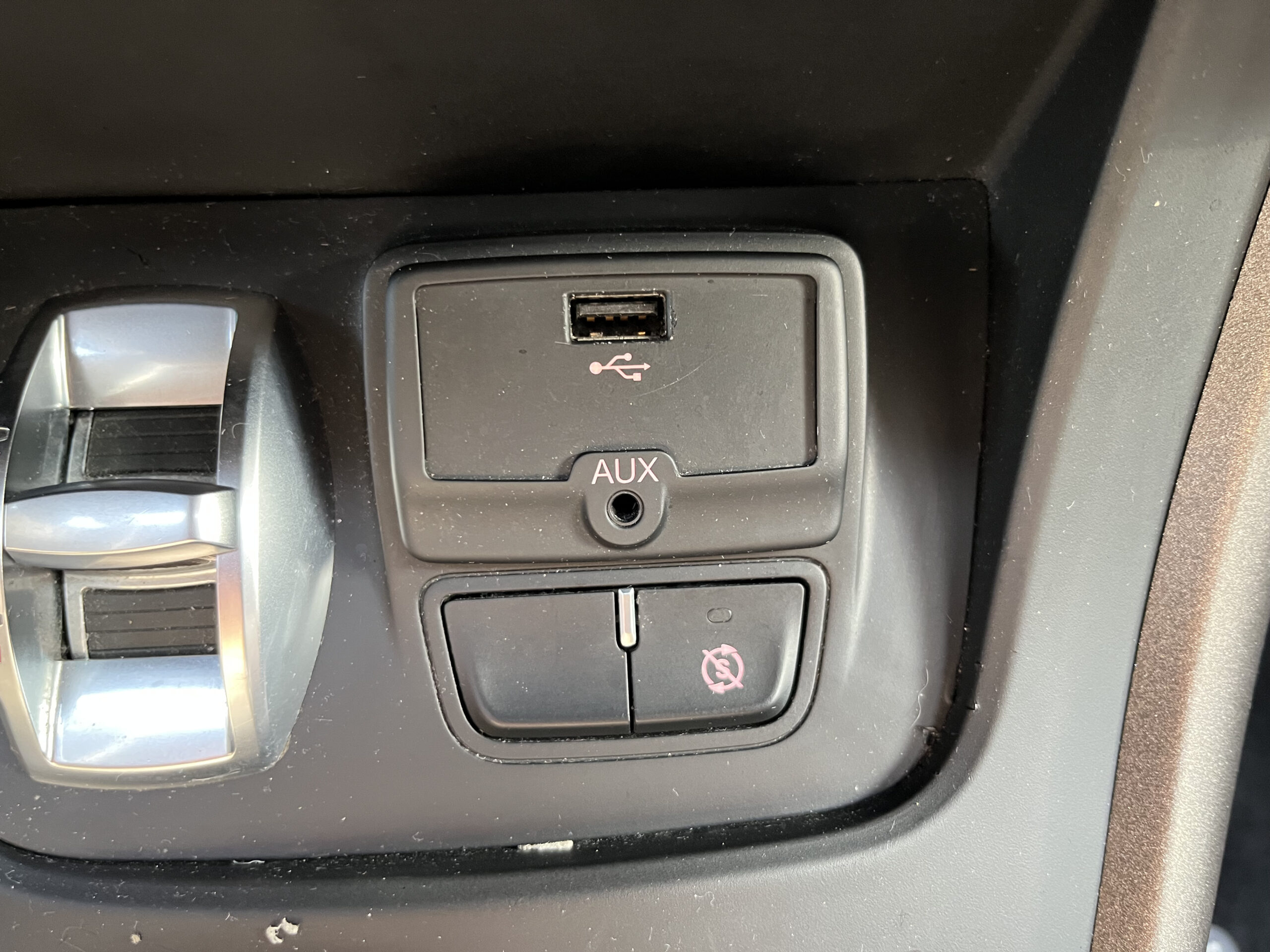 ALFA ROMEO GIULIETTA 1.6 JTDM-2 105CV DISTINCTIVE - immagine 16