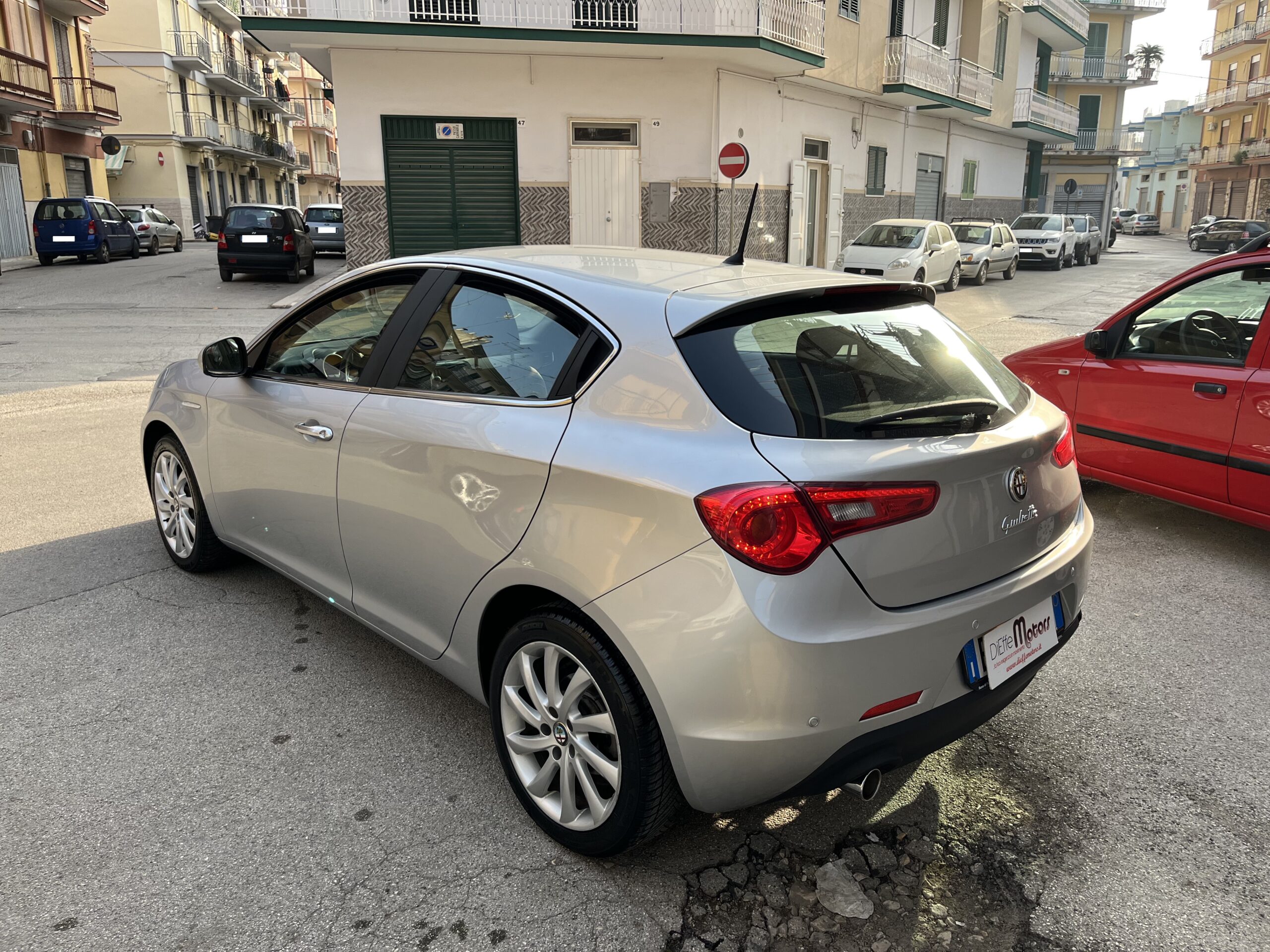 ALFA ROMEO GIULIETTA 1.6 JTDM-2 105CV DISTINCTIVE - immagine 6