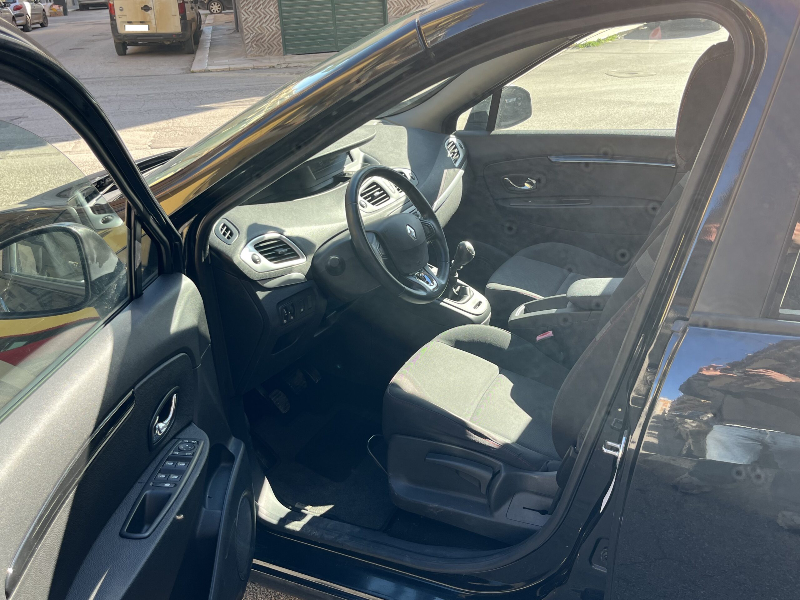 RENAULT SCENIC X-MOD 1.5 DCI 110CV ATTRACTIVE - immagine 9