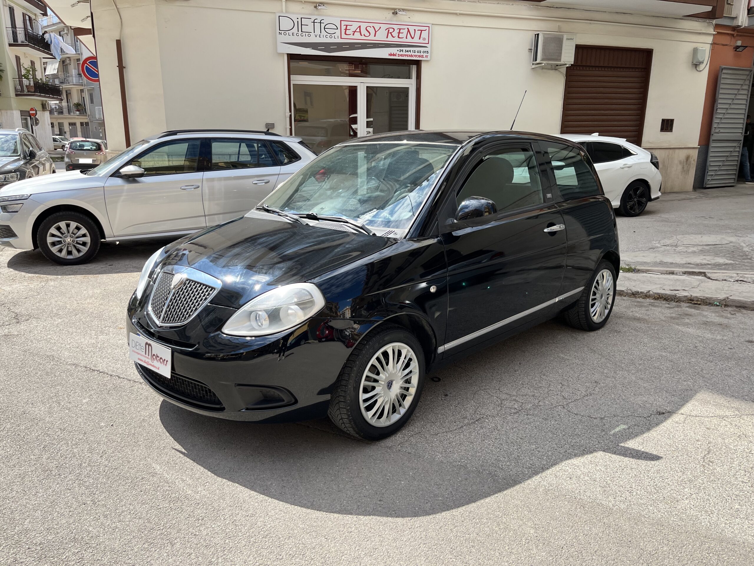 LANCIA YPSILON 1.2 69 CV DIVA