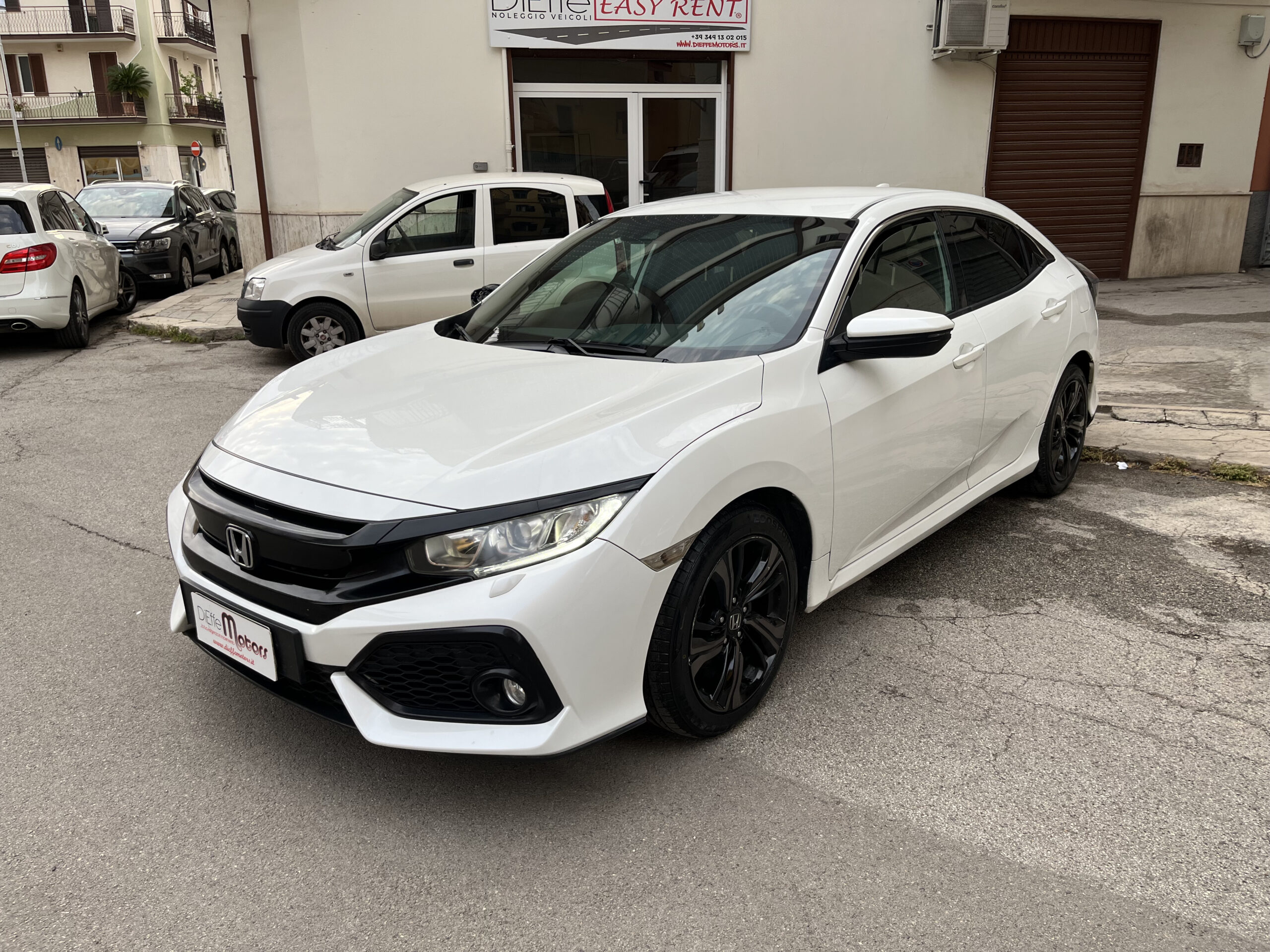 HONDA CIVIC 5DR 1.6 5 PORTE ELEGANCE NAVI