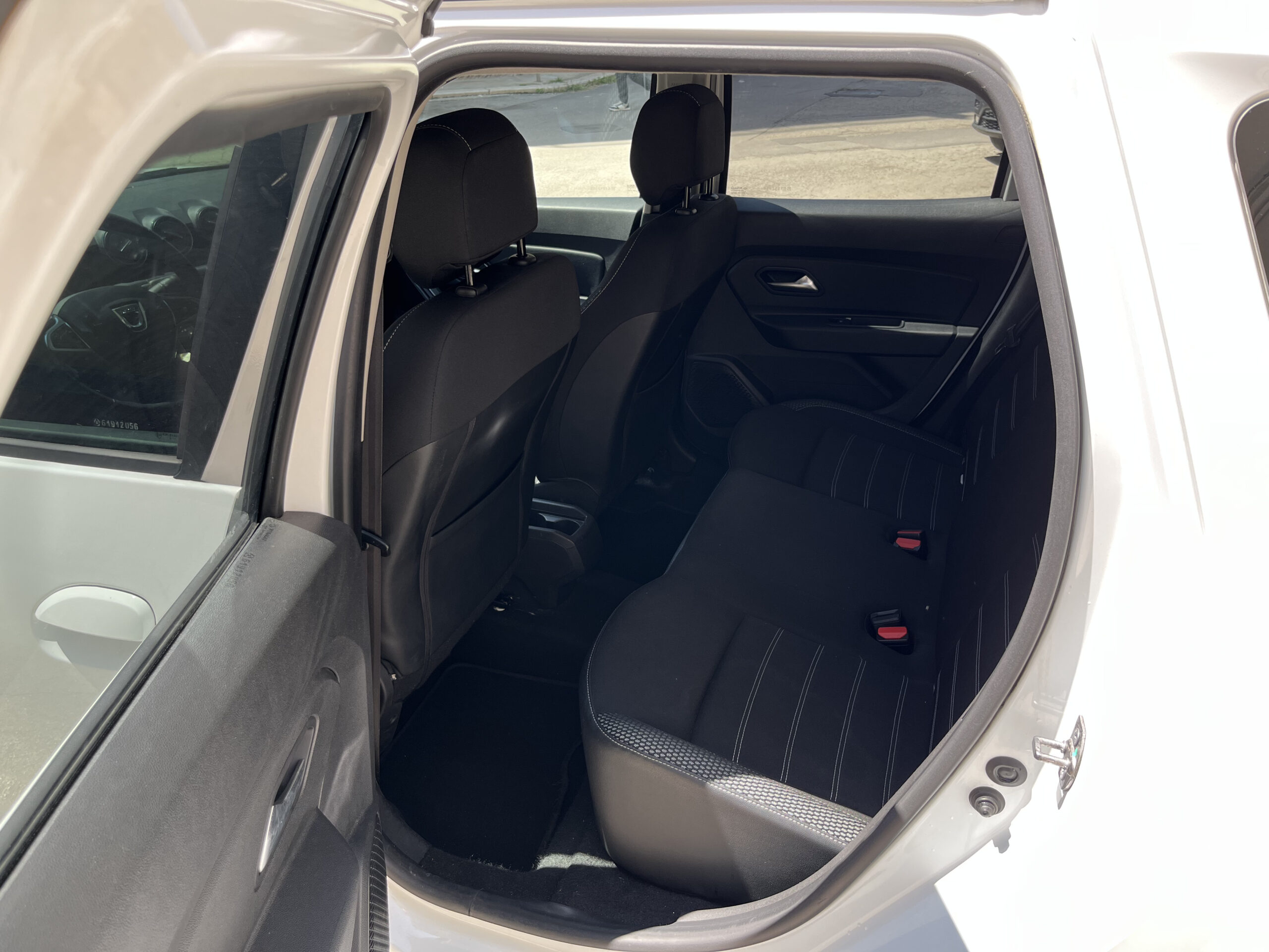 DACIA DUSTER 1.6 SCE GPL 4x2 PRESTIGE - immagine 10