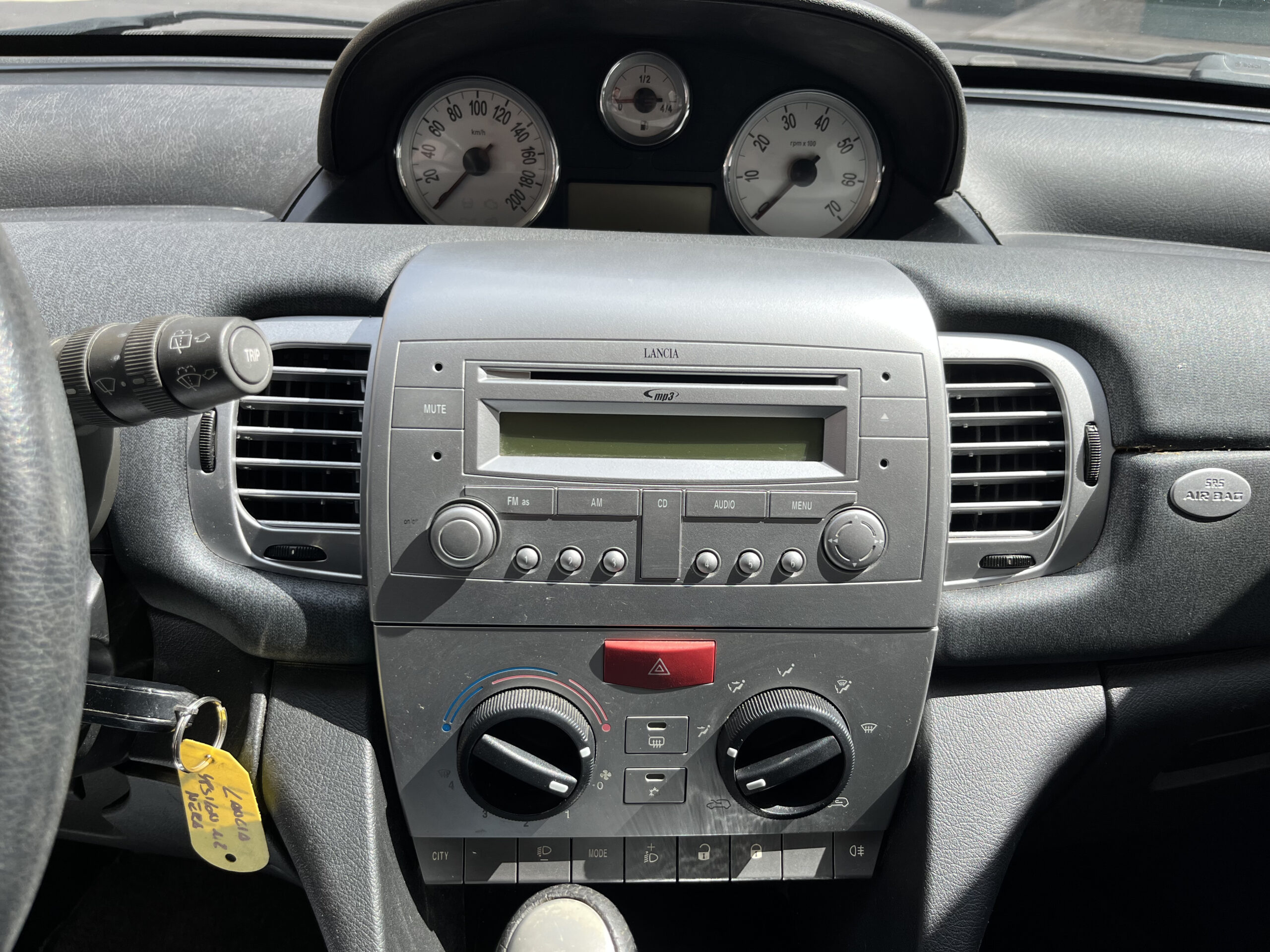 LANCIA YPSILON 1.2 69 CV DIVA - immagine 12