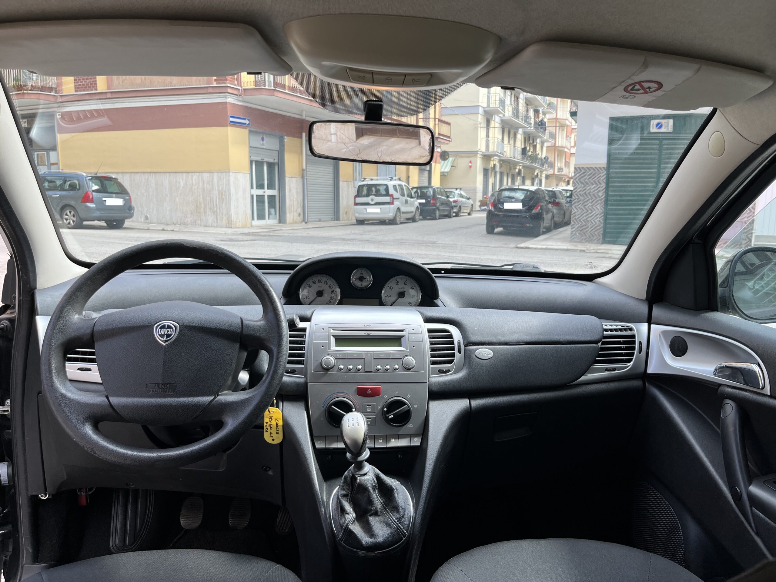 LANCIA YPSILON 1.2 69 CV DIVA - immagine 13