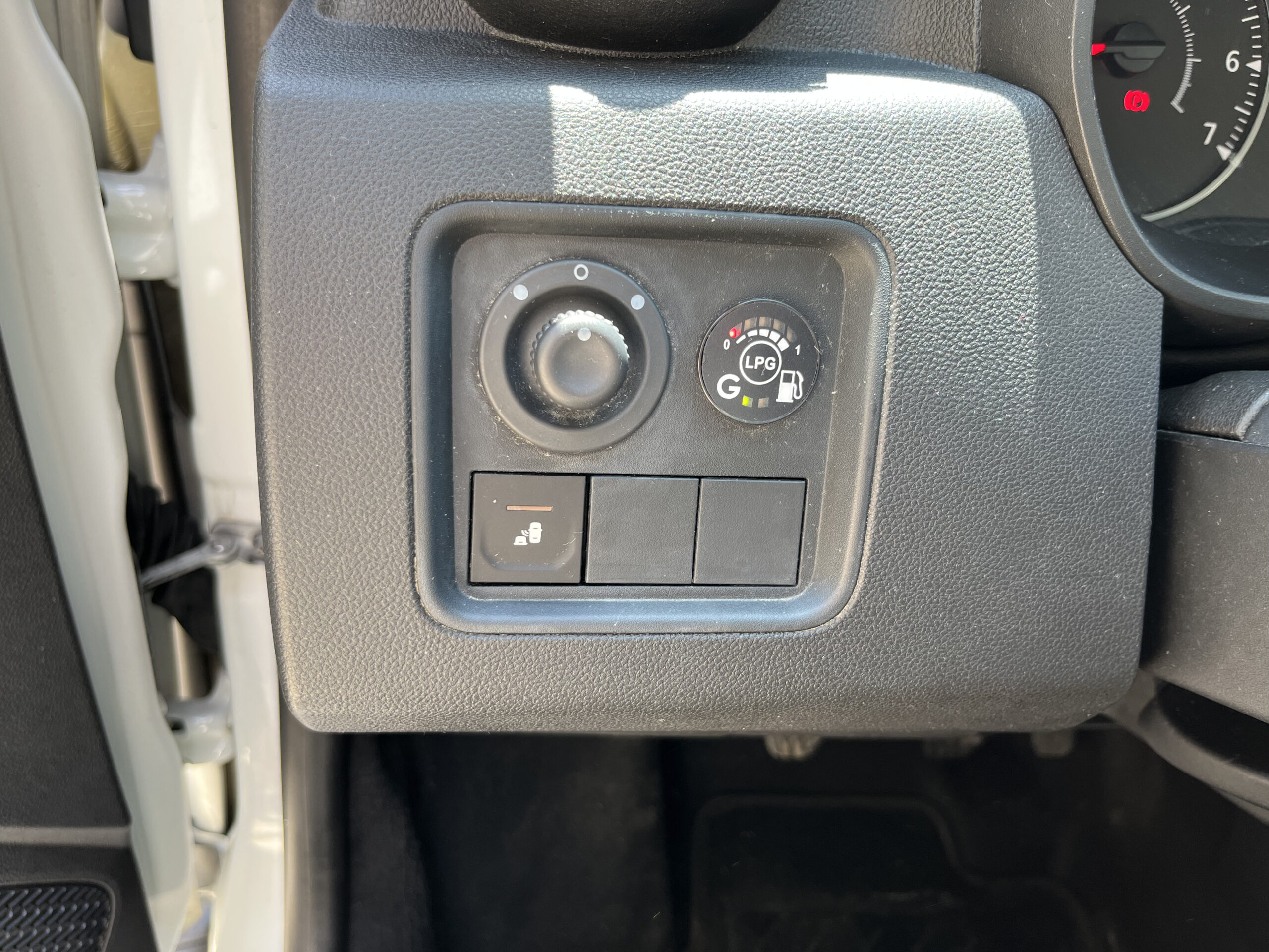 DACIA DUSTER 1.6 SCE GPL 4x2 PRESTIGE - immagine 19