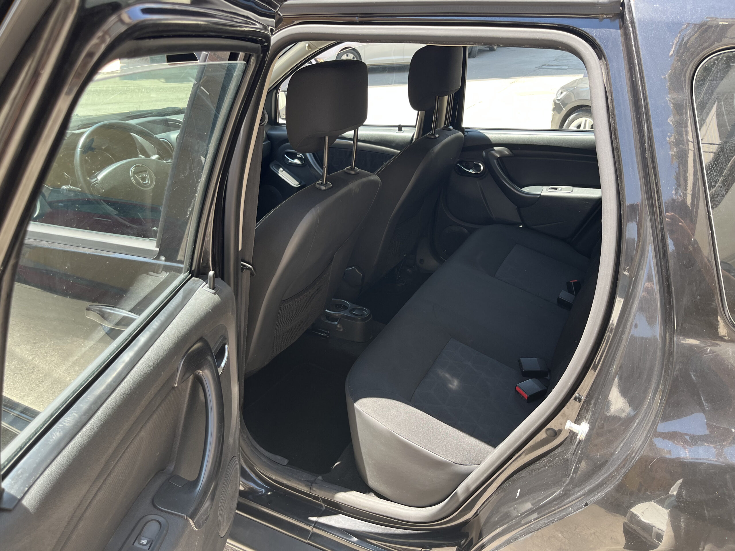 DACIA DUSTER 1.6 105CV 4x2 GPL LAUREATE - immagine 10