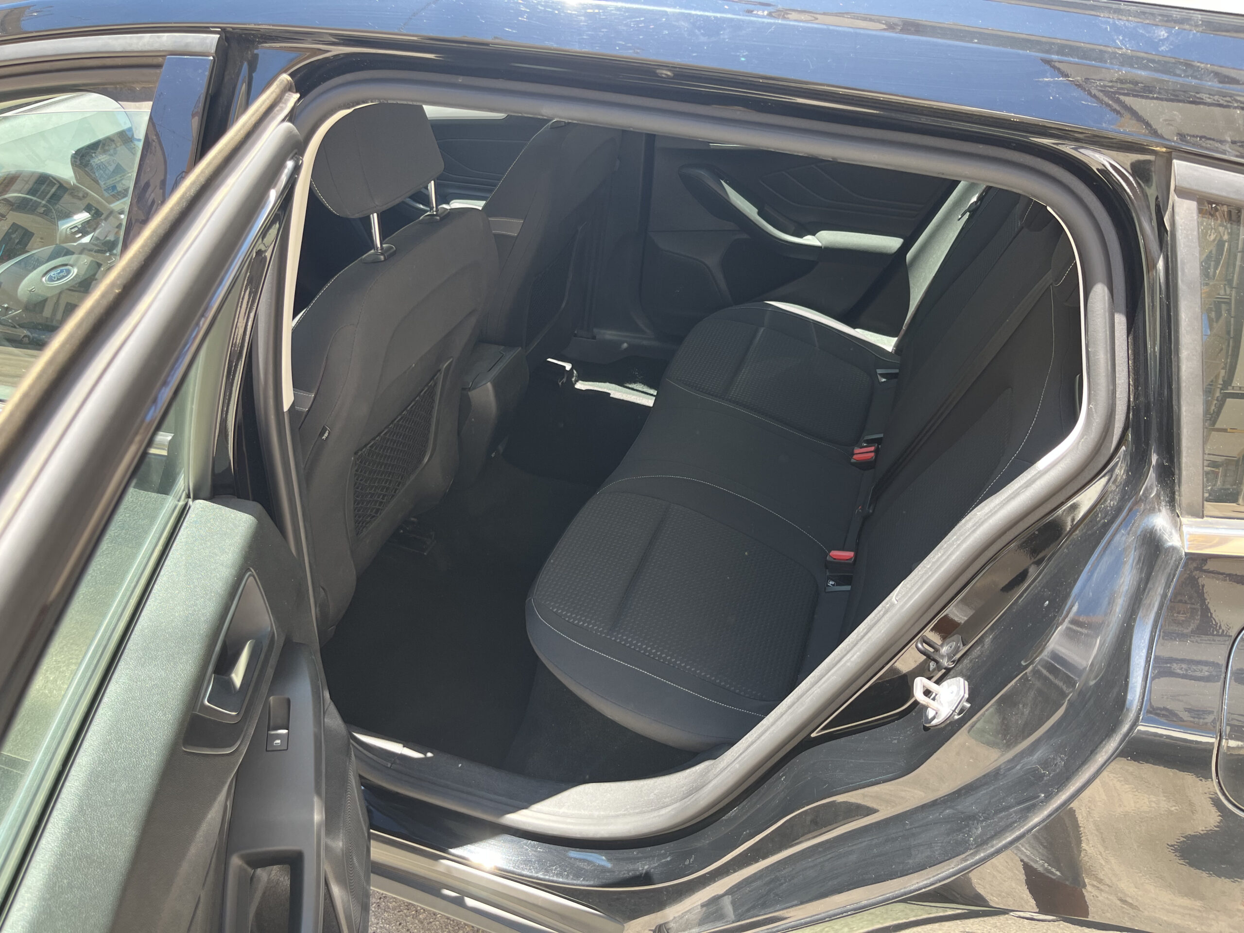 FORD FOCUS STATION WAGON 1.5 ECOBLUE 95CV SW PLUS - immagine 10