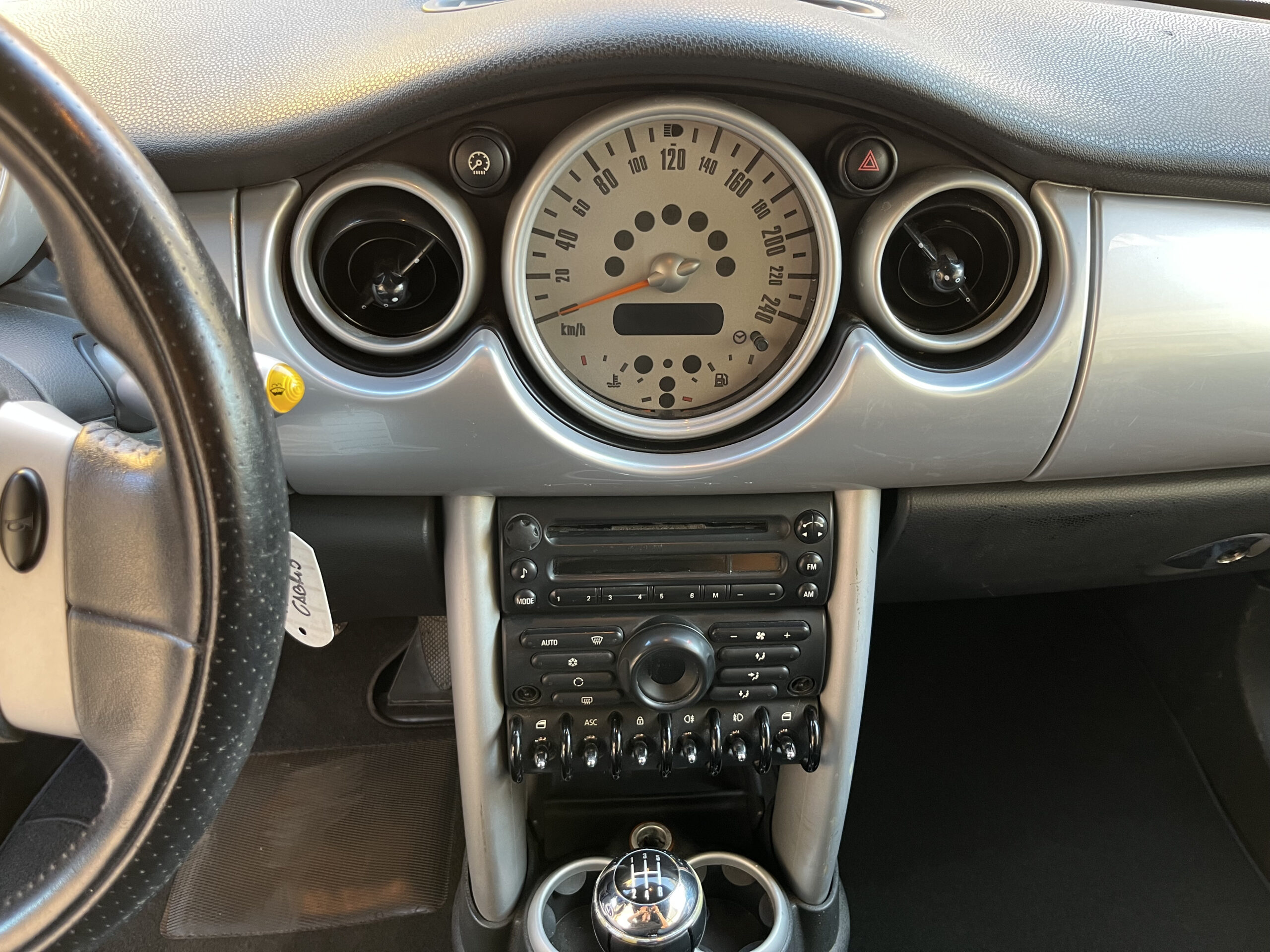 MINI MINI 1.6 16 V COOPER CABRIO - immagine 12