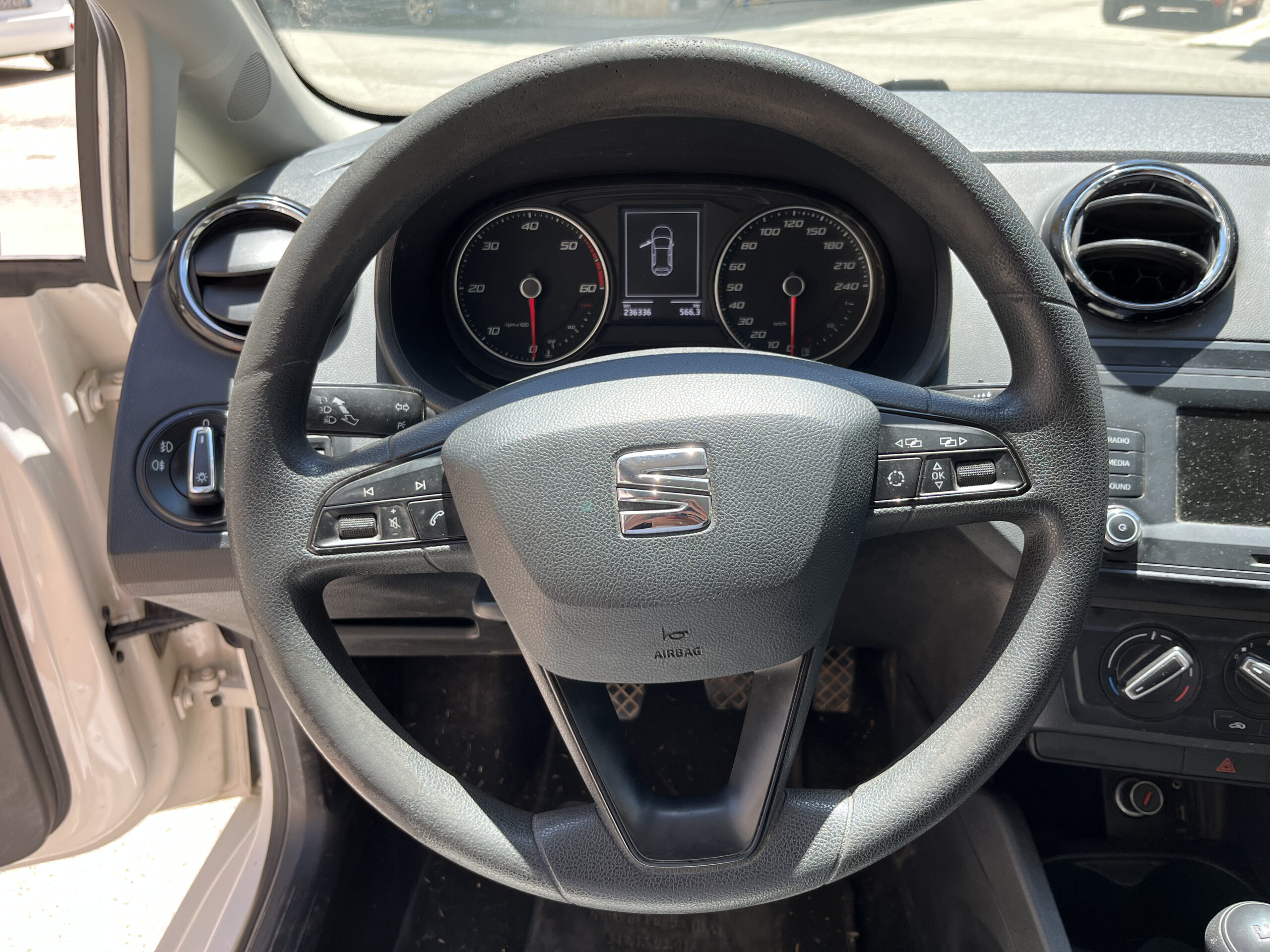 SEAT IBIZA 1.4 TDI 75 CV CR 5P. STYLE - immagine 13