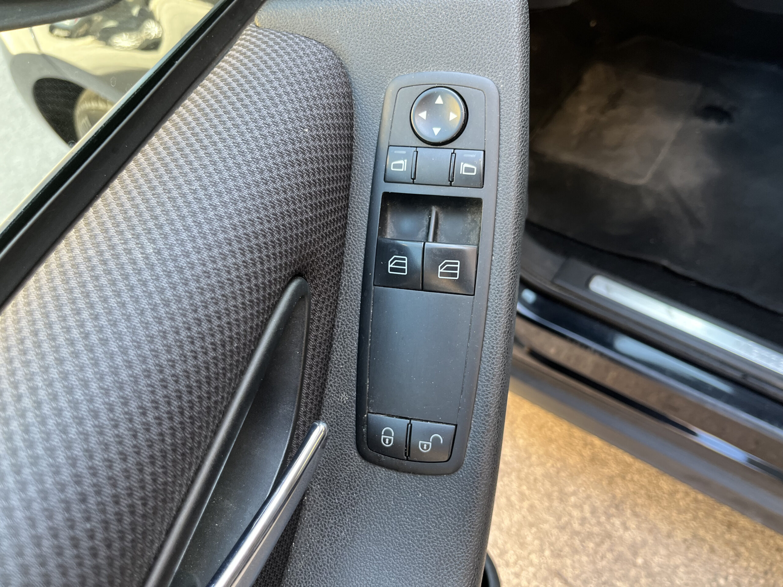 MERCEDES-BENZ CLASSE A 180 CDI EXECUTIVE - immagine 15