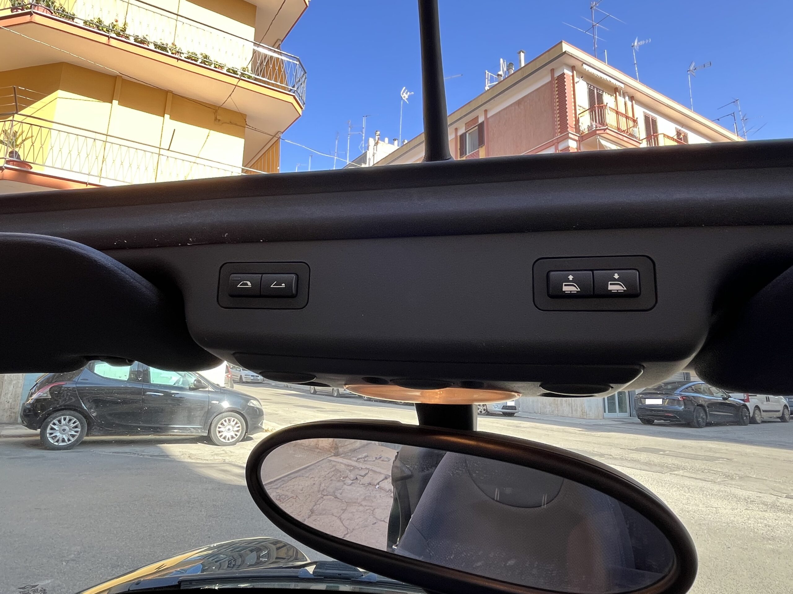 MINI MINI 1.6 16 V COOPER CABRIO - immagine 15