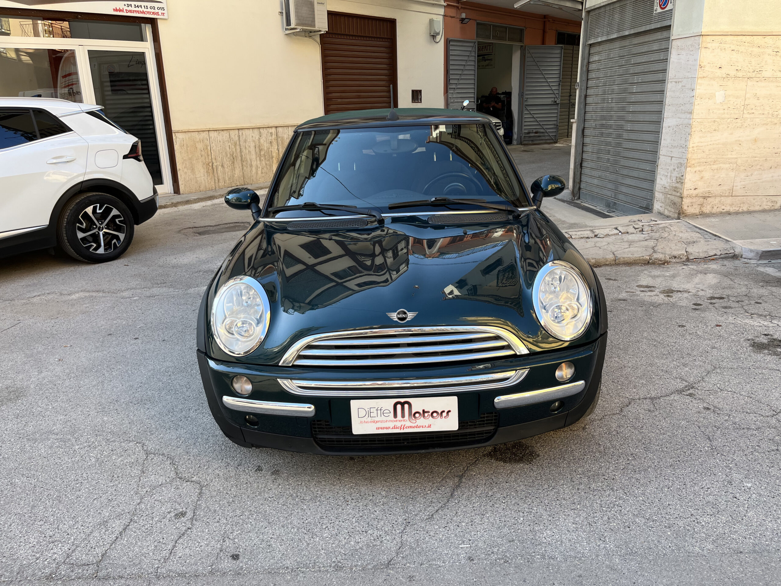 MINI MINI 1.6 16 V COOPER CABRIO - immagine 2