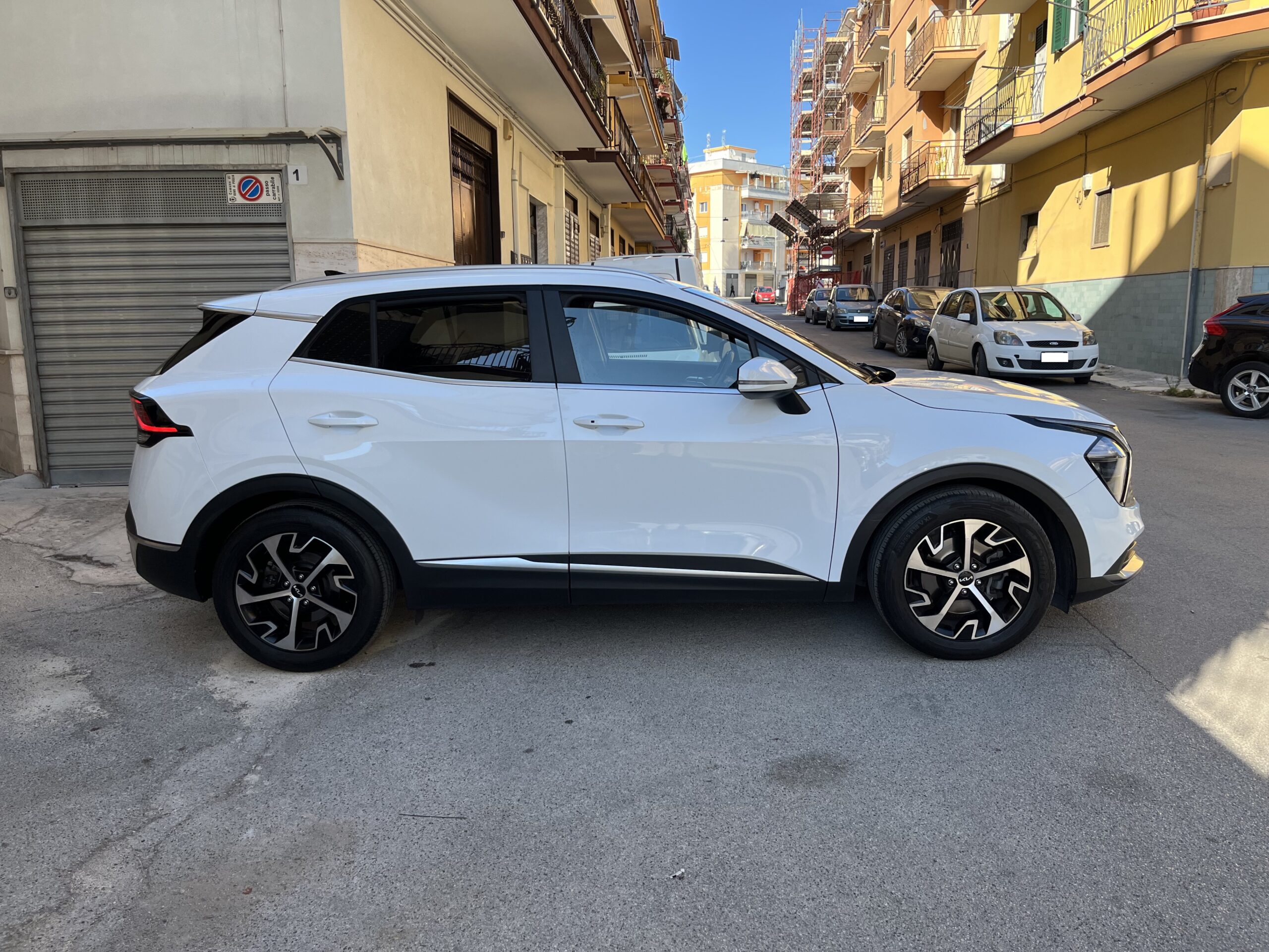 KIA SPORTAGE 1.6 CRDI MHEV STYLE DCT - immagine 4