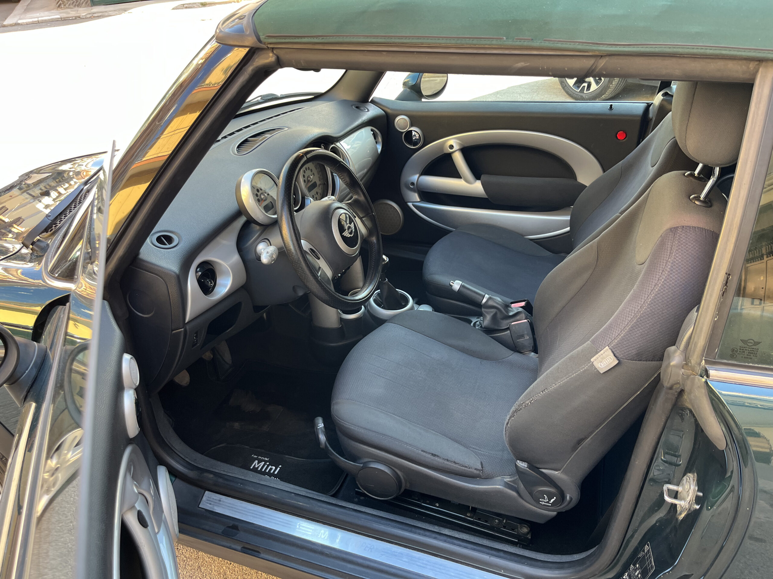 MINI MINI 1.6 16 V COOPER CABRIO - immagine 9