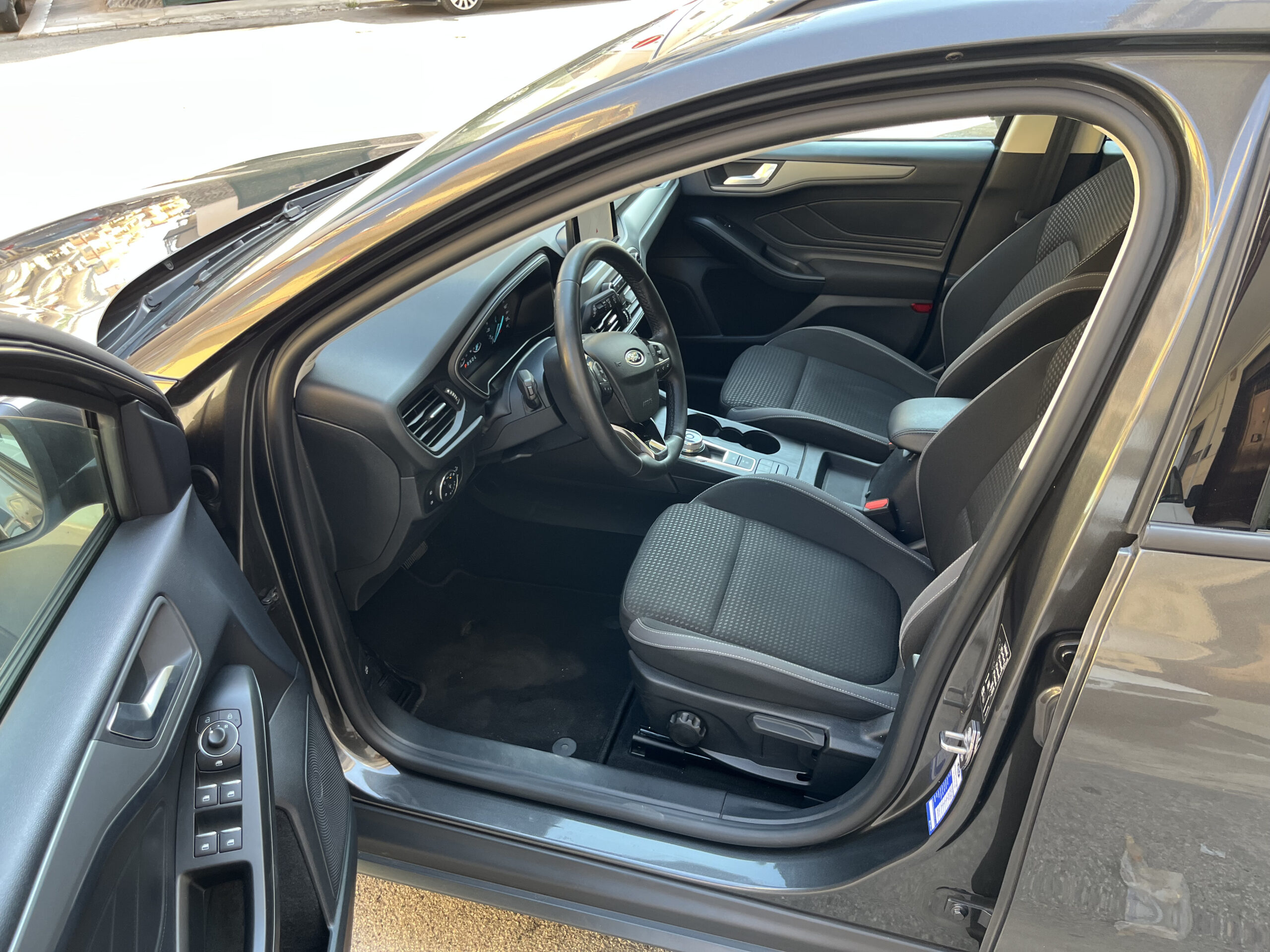 FORD FOCUS 1.5 ECOBLUE 120 CV AUTOMATICO 5P. BUSINESS - immagine 9