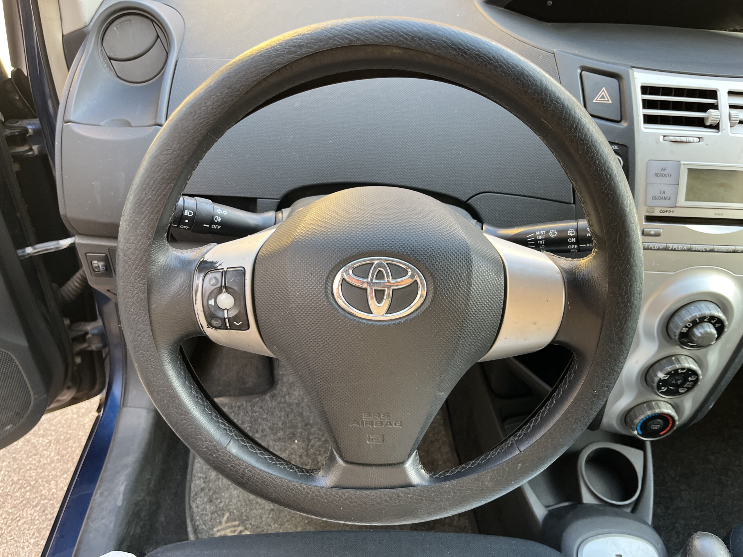 TOYOTA YARIS 1.4D-4D 5 PORTE M-MT SOL - immagine 13