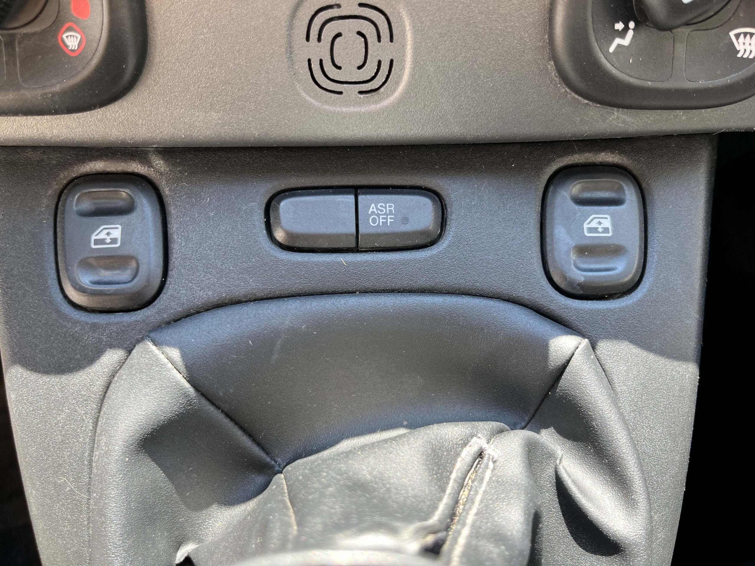 FIAT PANDA CROSS 1.0 FIREFLY S&S HYBRID - immagine 15