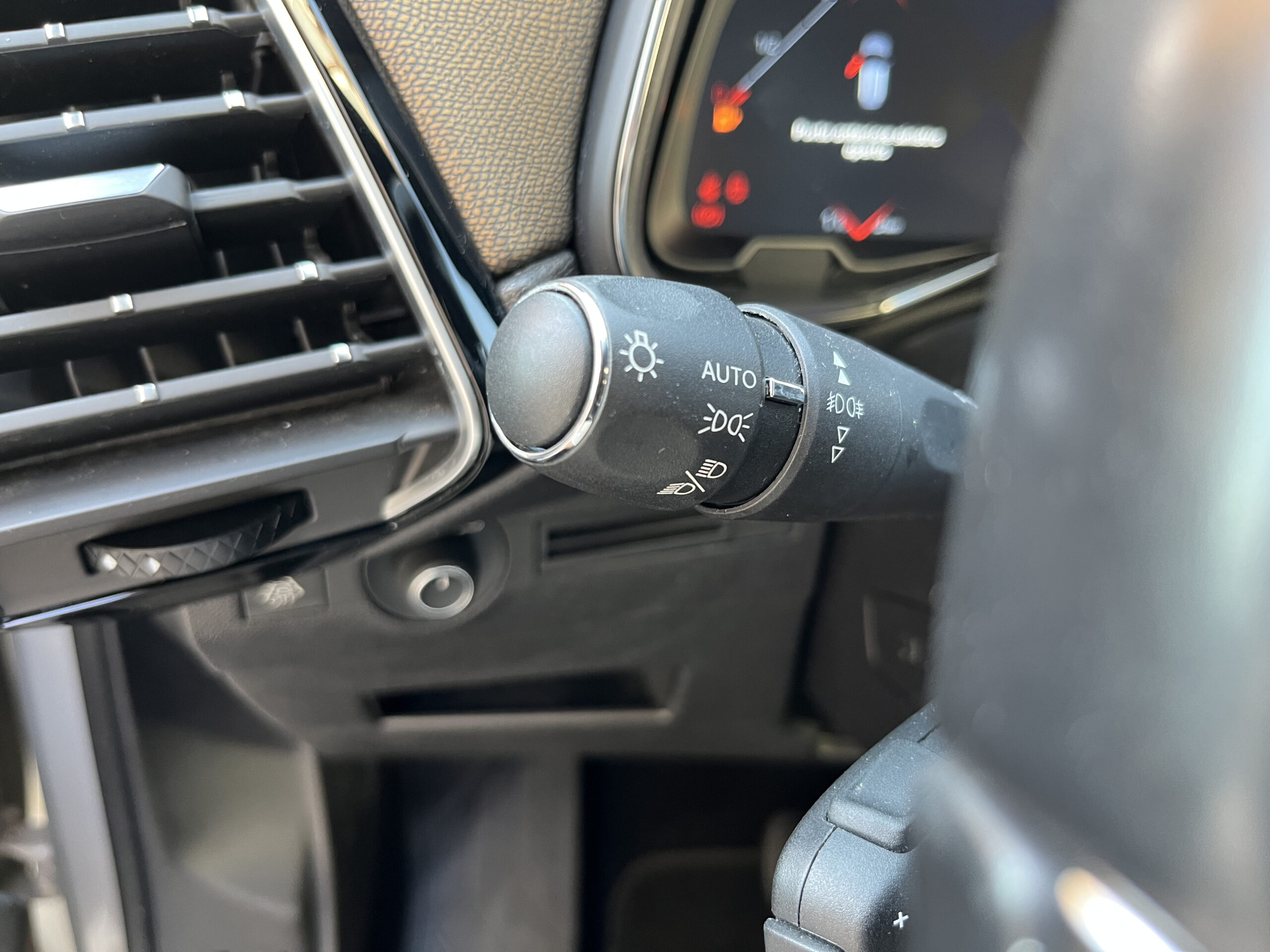DS 7 CROSSBACK BLUEHDI 130 AUT. PERFORMANCE LINE - immagine 16