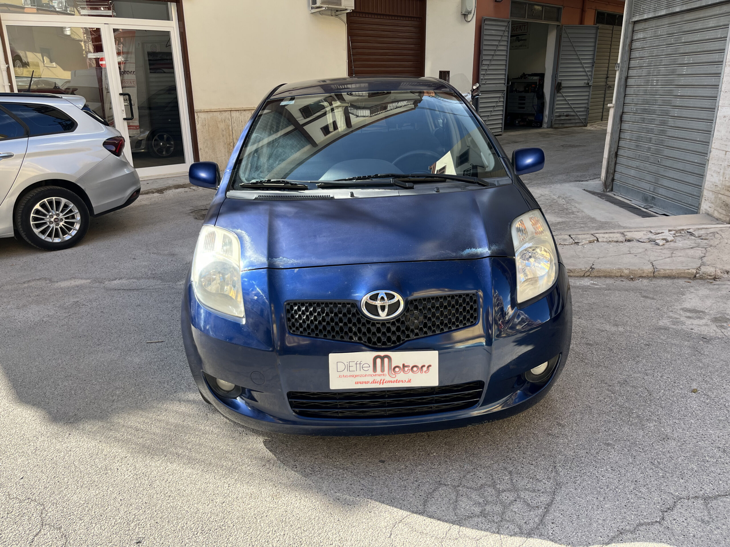 TOYOTA YARIS 1.4D-4D 5 PORTE M-MT SOL - immagine 2