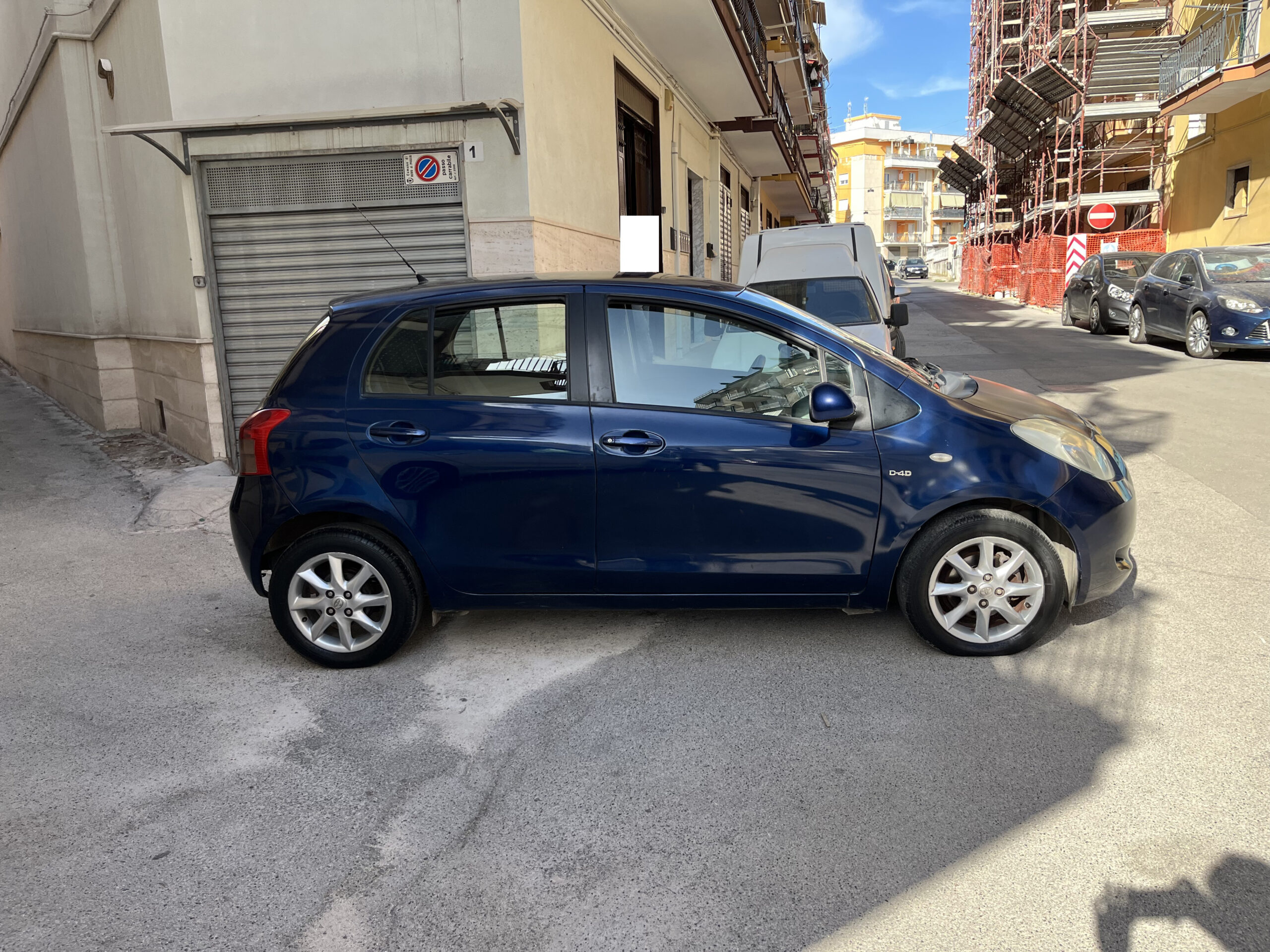TOYOTA YARIS 1.4D-4D 5 PORTE M-MT SOL - immagine 4