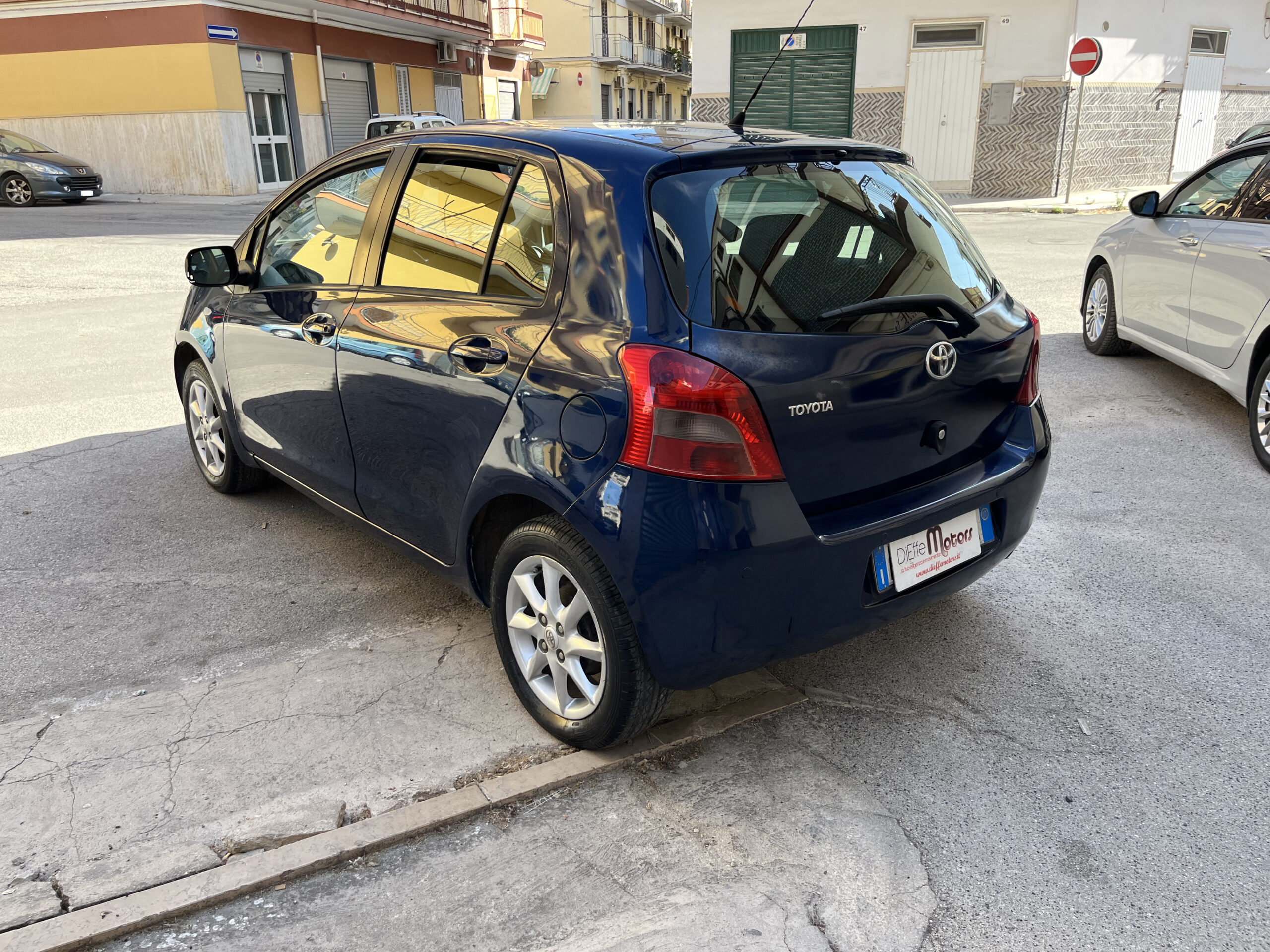 TOYOTA YARIS 1.4D-4D 5 PORTE M-MT SOL - immagine 6
