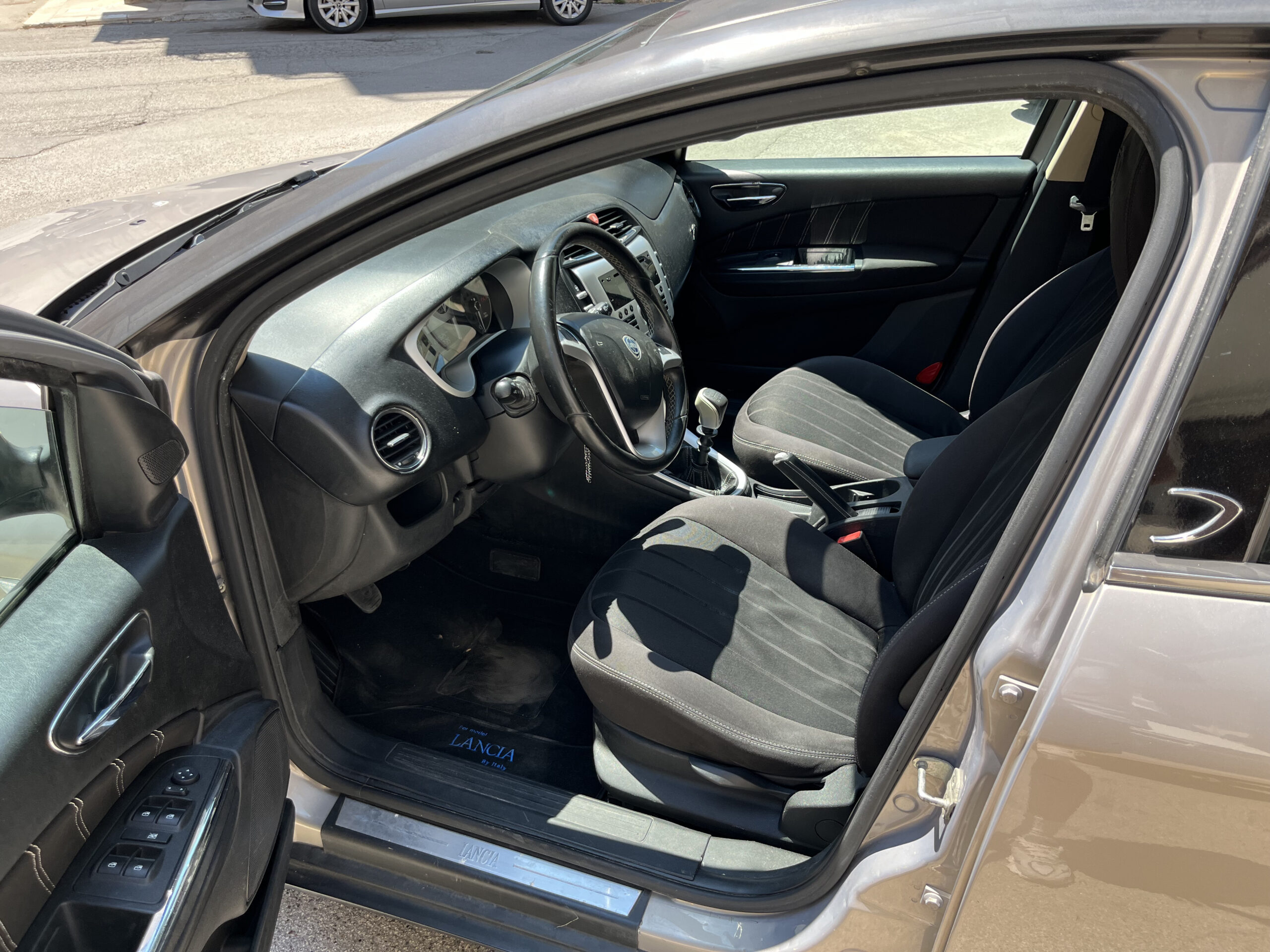 LANCIA DELTA 1.6 MJT DPF ORO - immagine 9