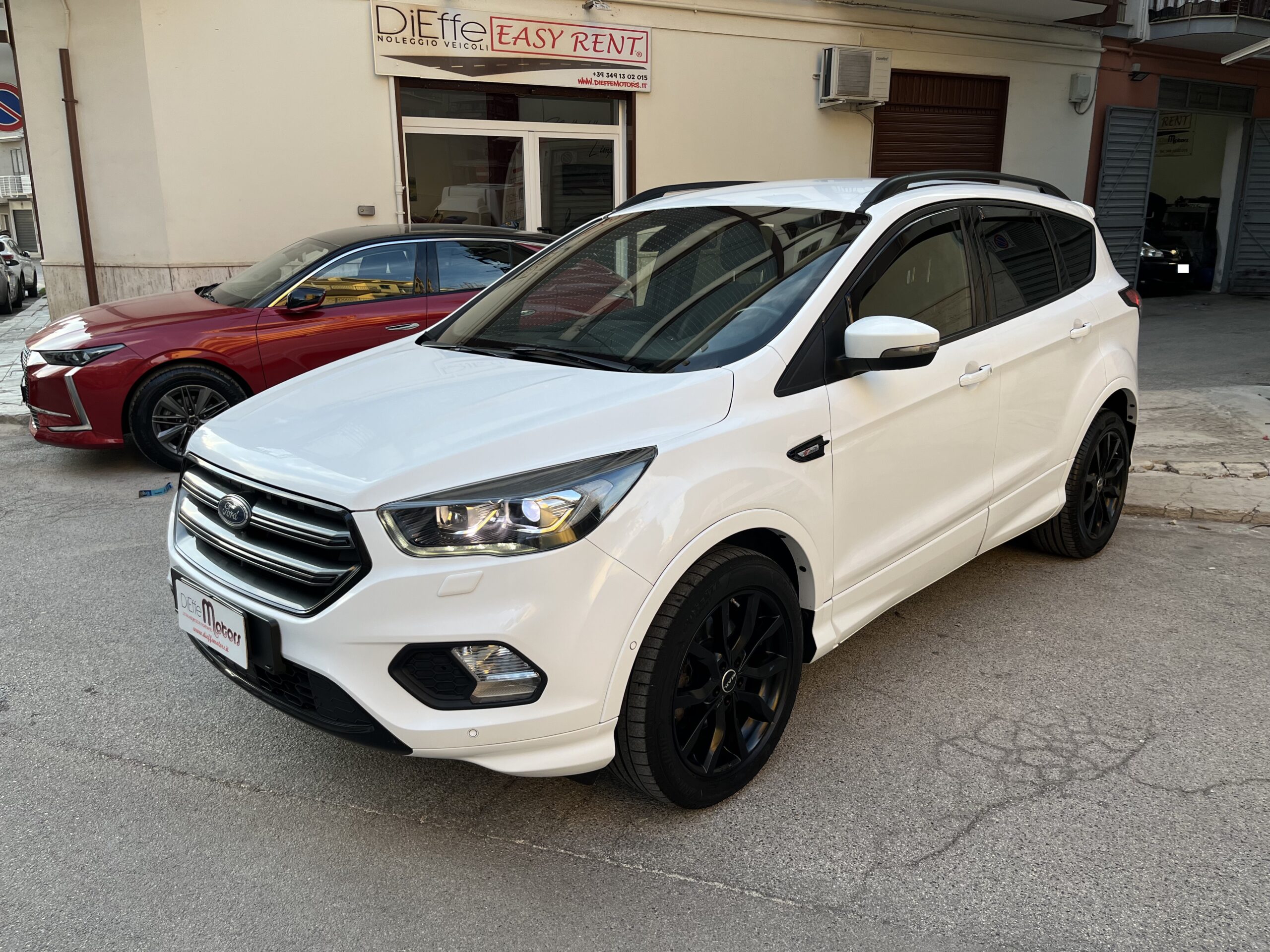 FORD KUGA 1.5 TDCI 120 CV S&S 2WD ST-LINE BUSINESS