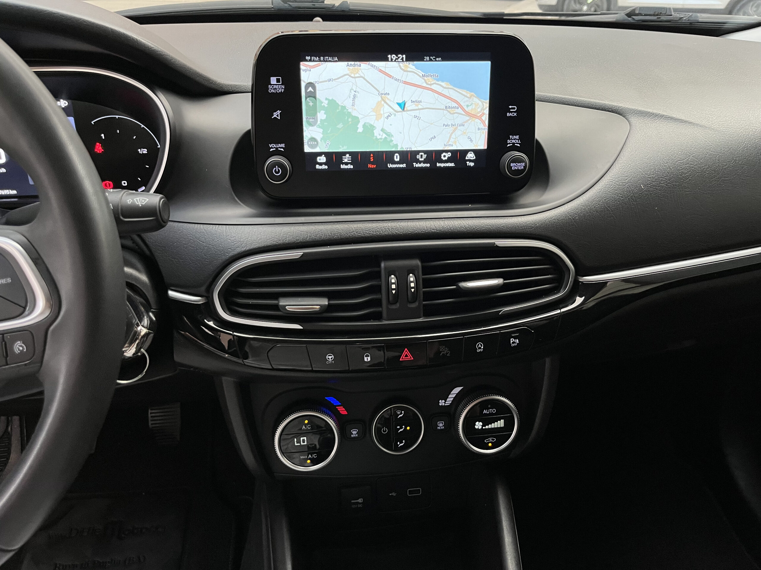 FIAT TIPO 1.6 MJT S&S SW BUSINESS - immagine 12