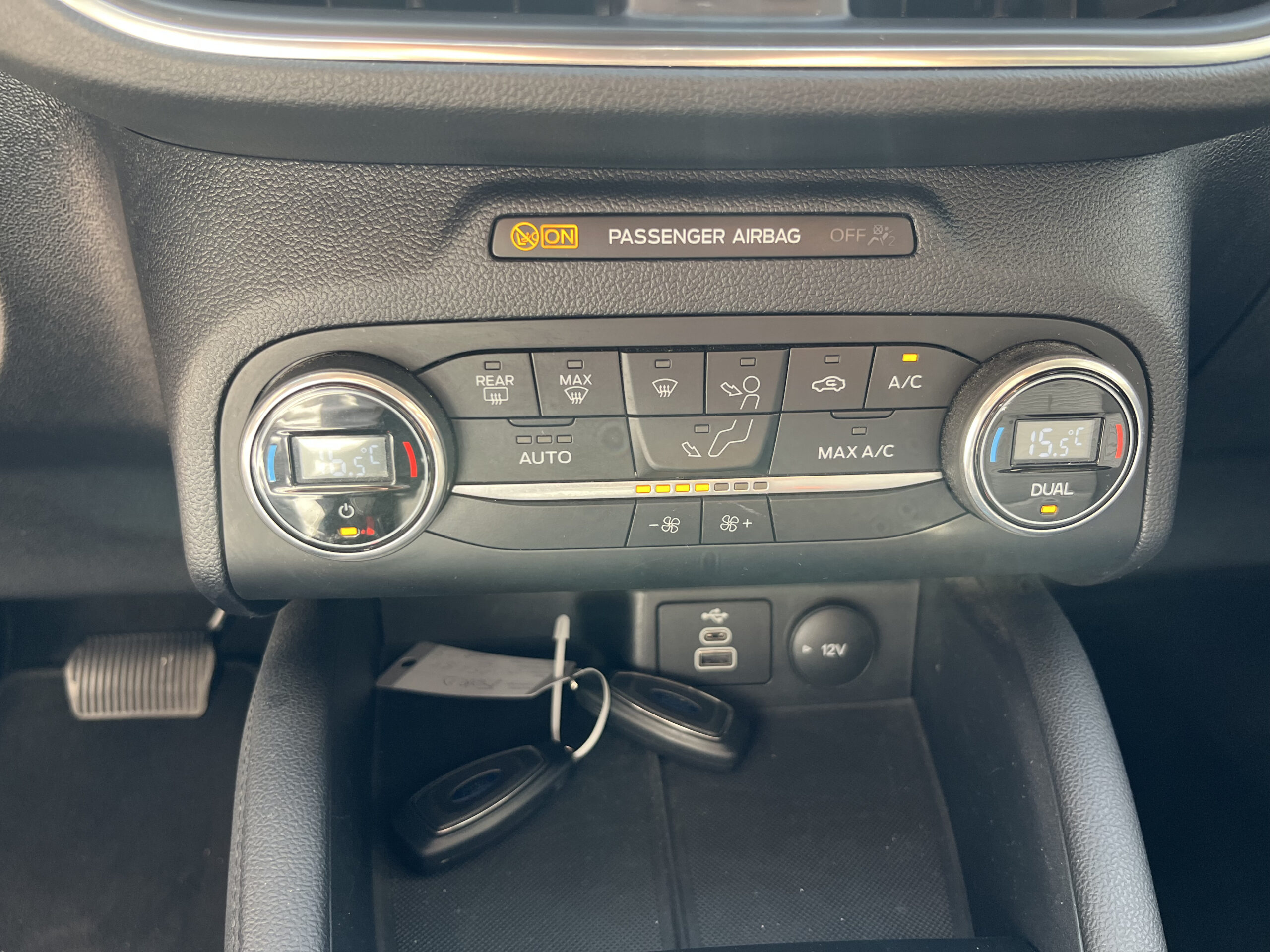 FORD KUGA 1.5 ECOBLUE 120 CV AUT. 2WD TITANIUM - immagine 18