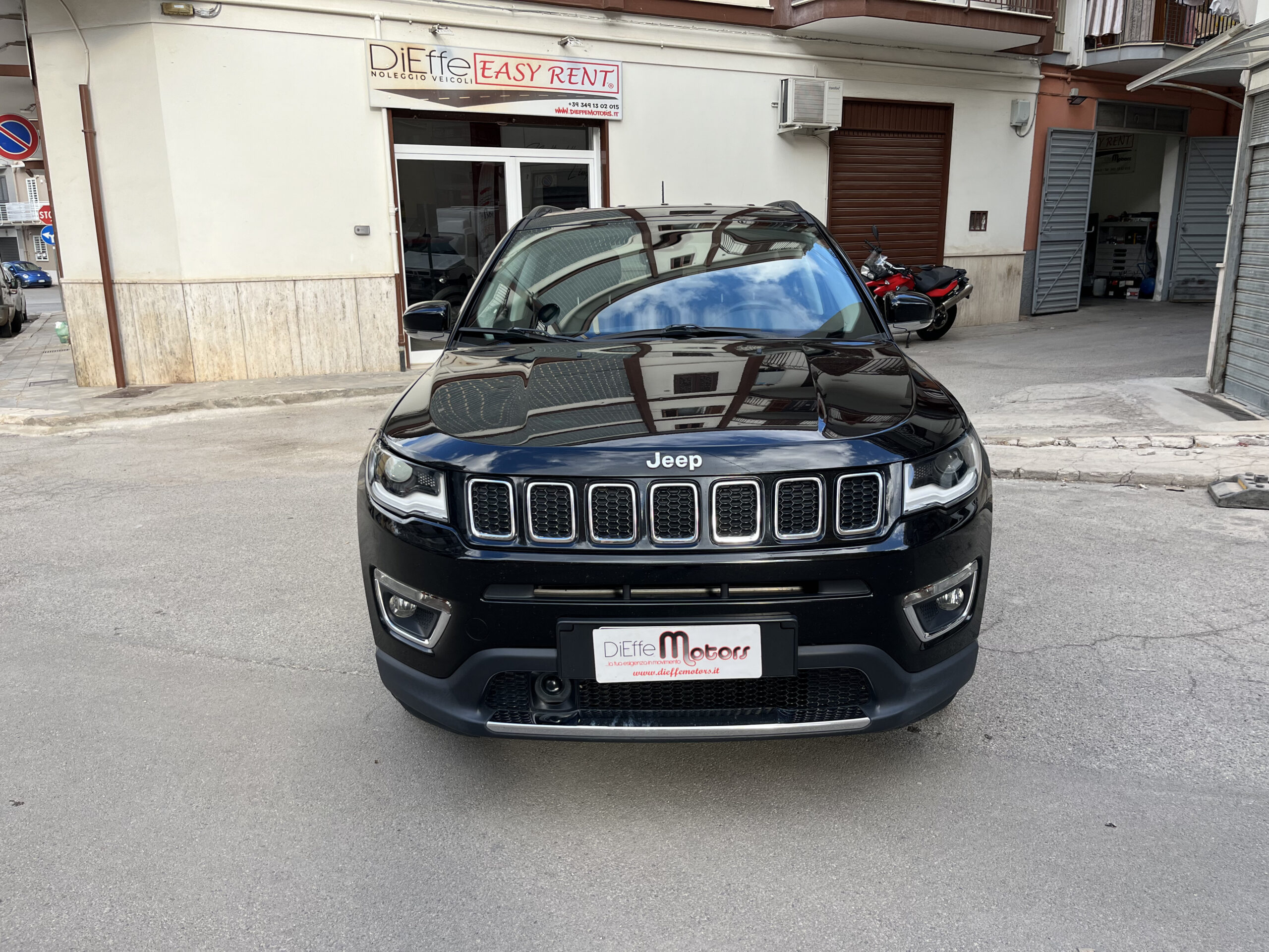 JEEP COMPASS 1.6 MULTIJET II 2WD LIMITED WINTER - immagine 2