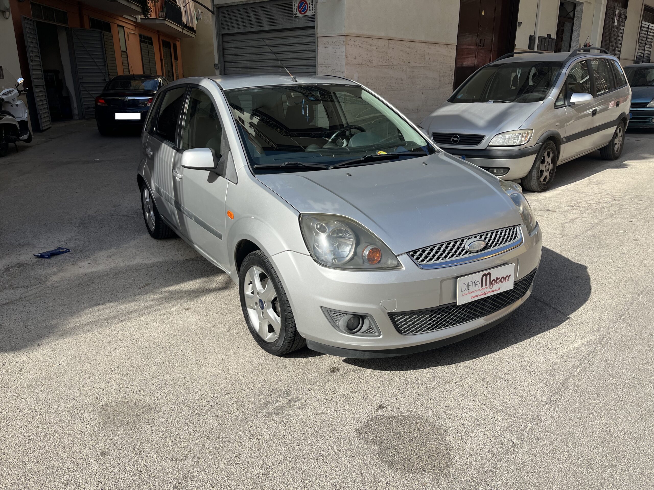 FORD FIESTA 1.4 TDCI 5P. COLLECTION - immagine 3