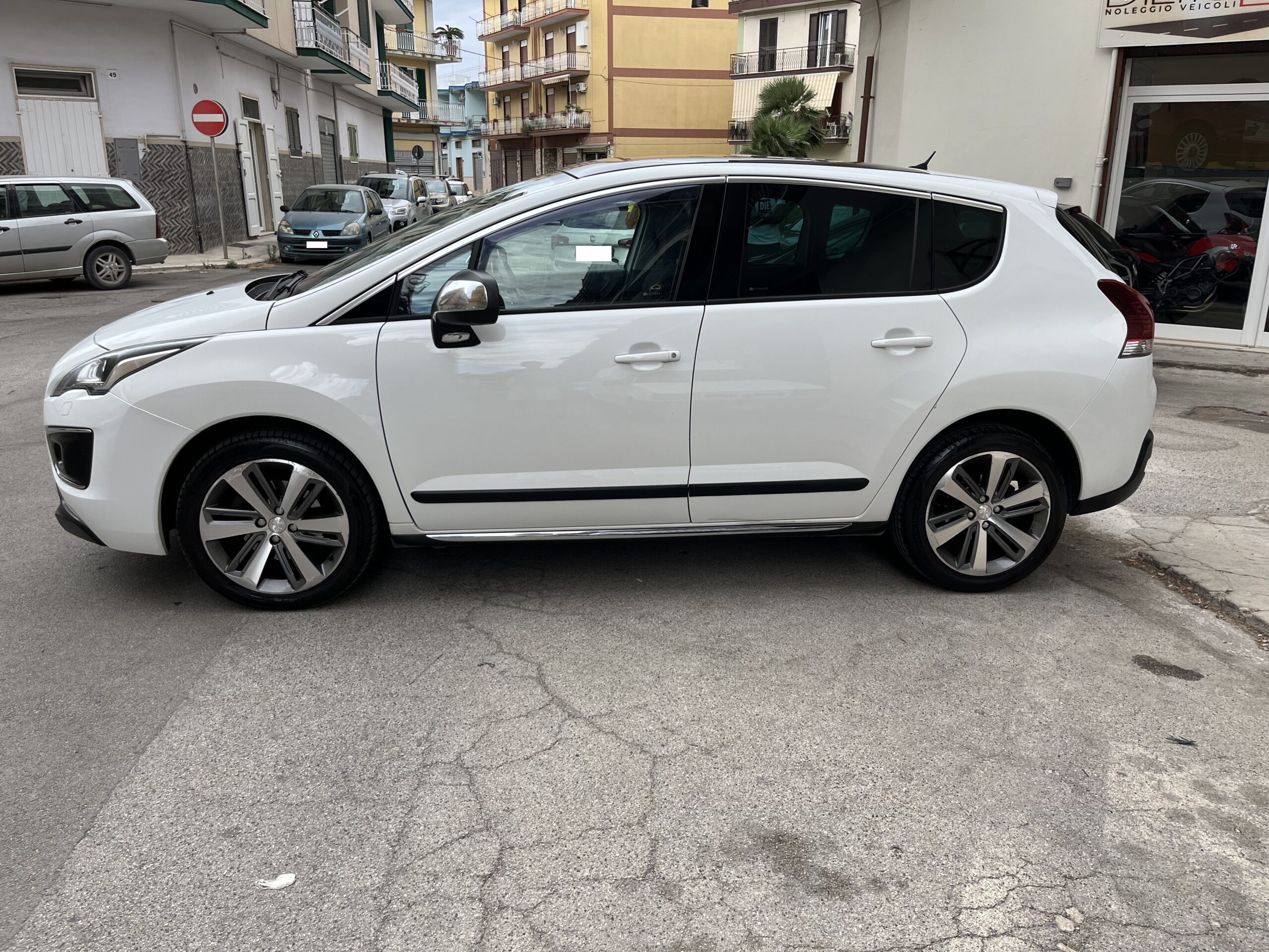 PEUGEOT 3008 2.0 HDI 163CV AUT. ALLURE - immagine 5