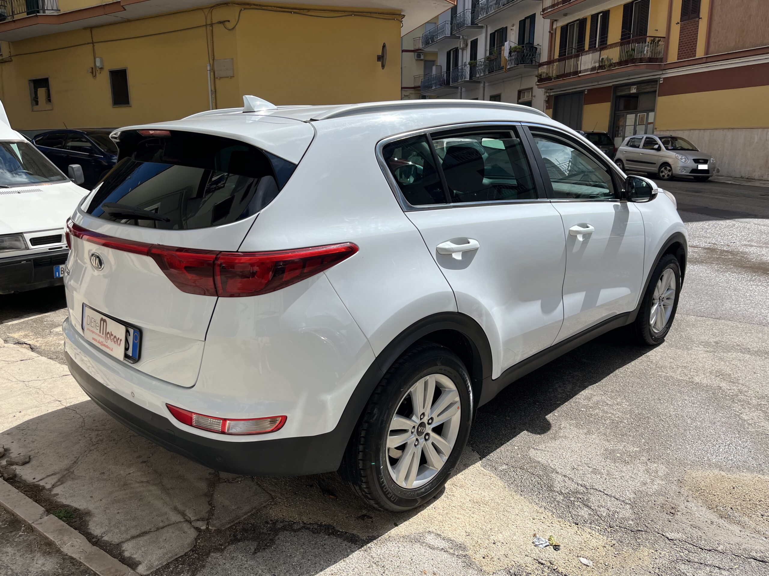 KIA SPORTAGE 1.6 GDI 132CV 2WD BUSINESS CLASS - immagine 8