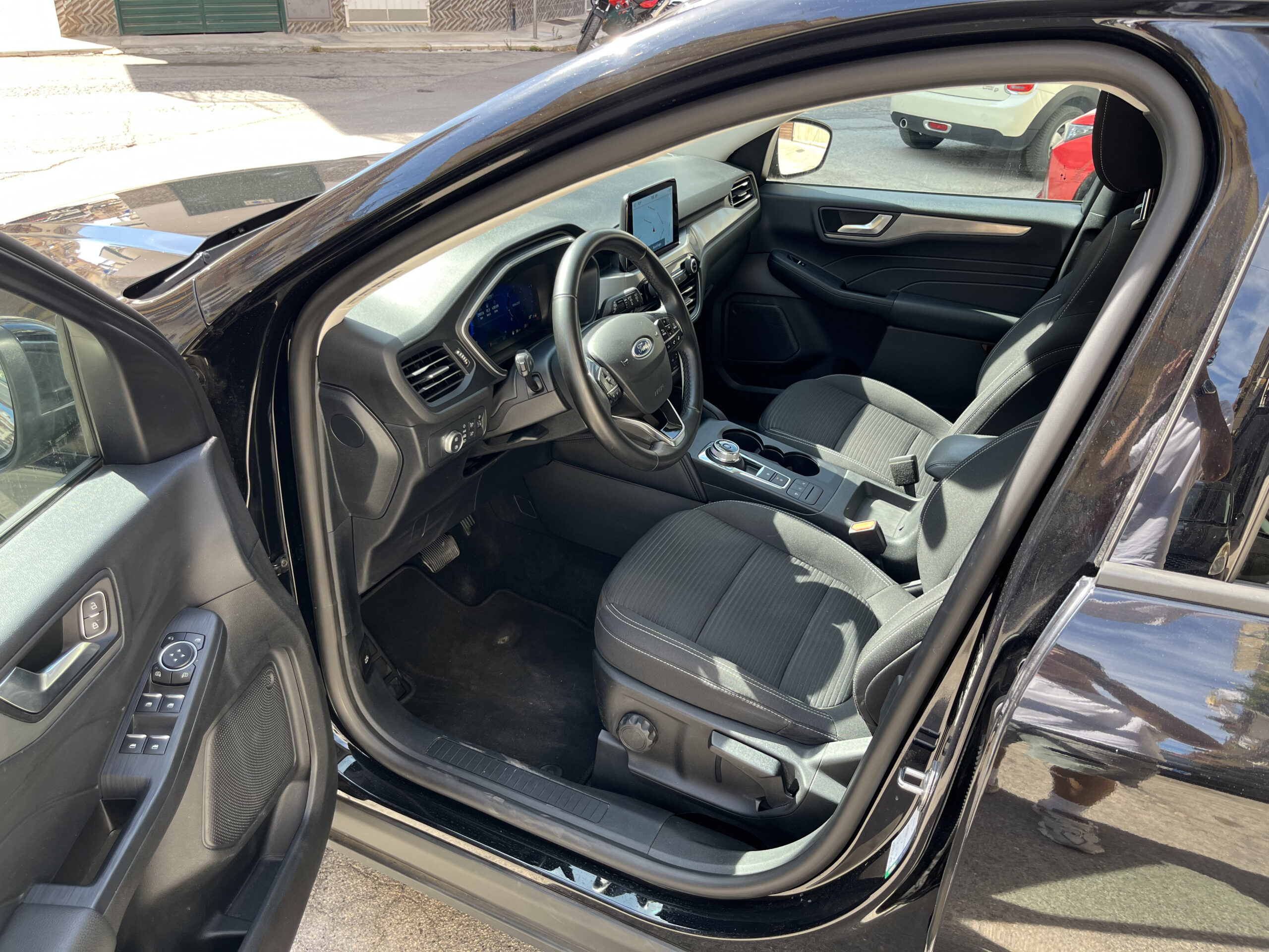 FORD KUGA 1.5 ECOBLUE 120 CV AUT. 2WD TITANIUM - immagine 9