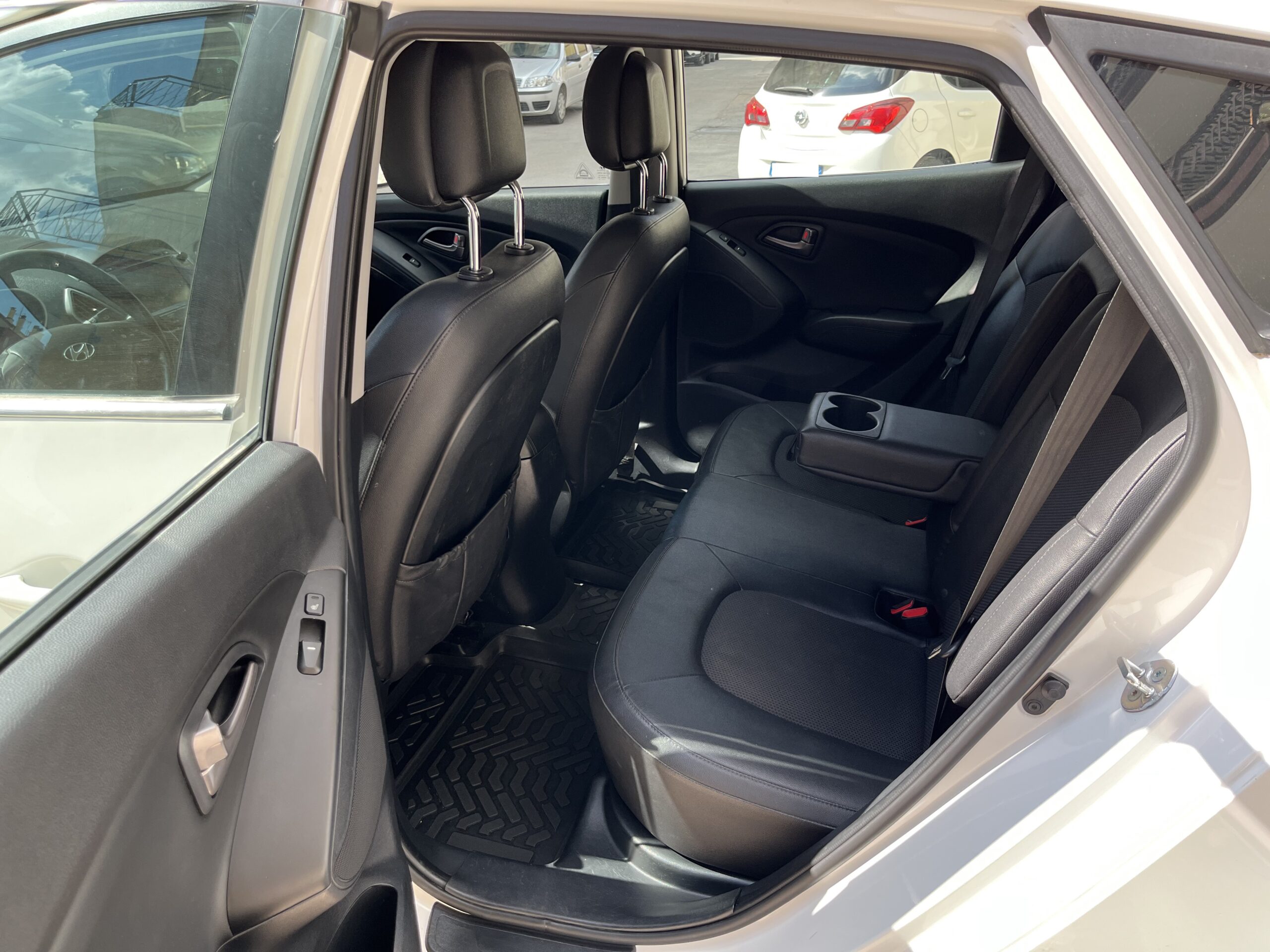 HYUNDAI IX35 1.7 CRDi 2WD XPOSSIBLE - immagine 10