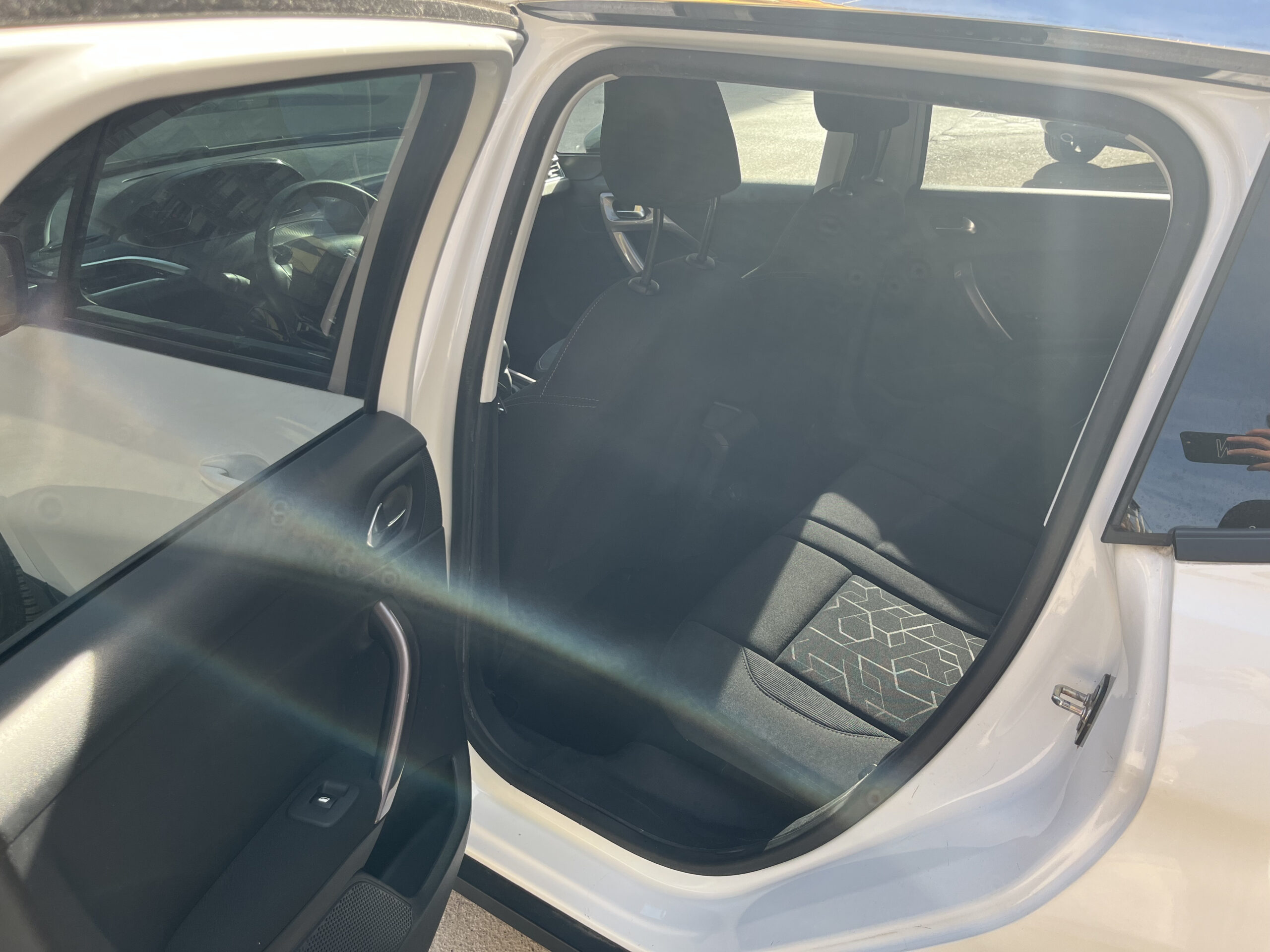 PEUGEOT 2008 E-HDI 92 CV STOP&START ACTIVE - immagine 10