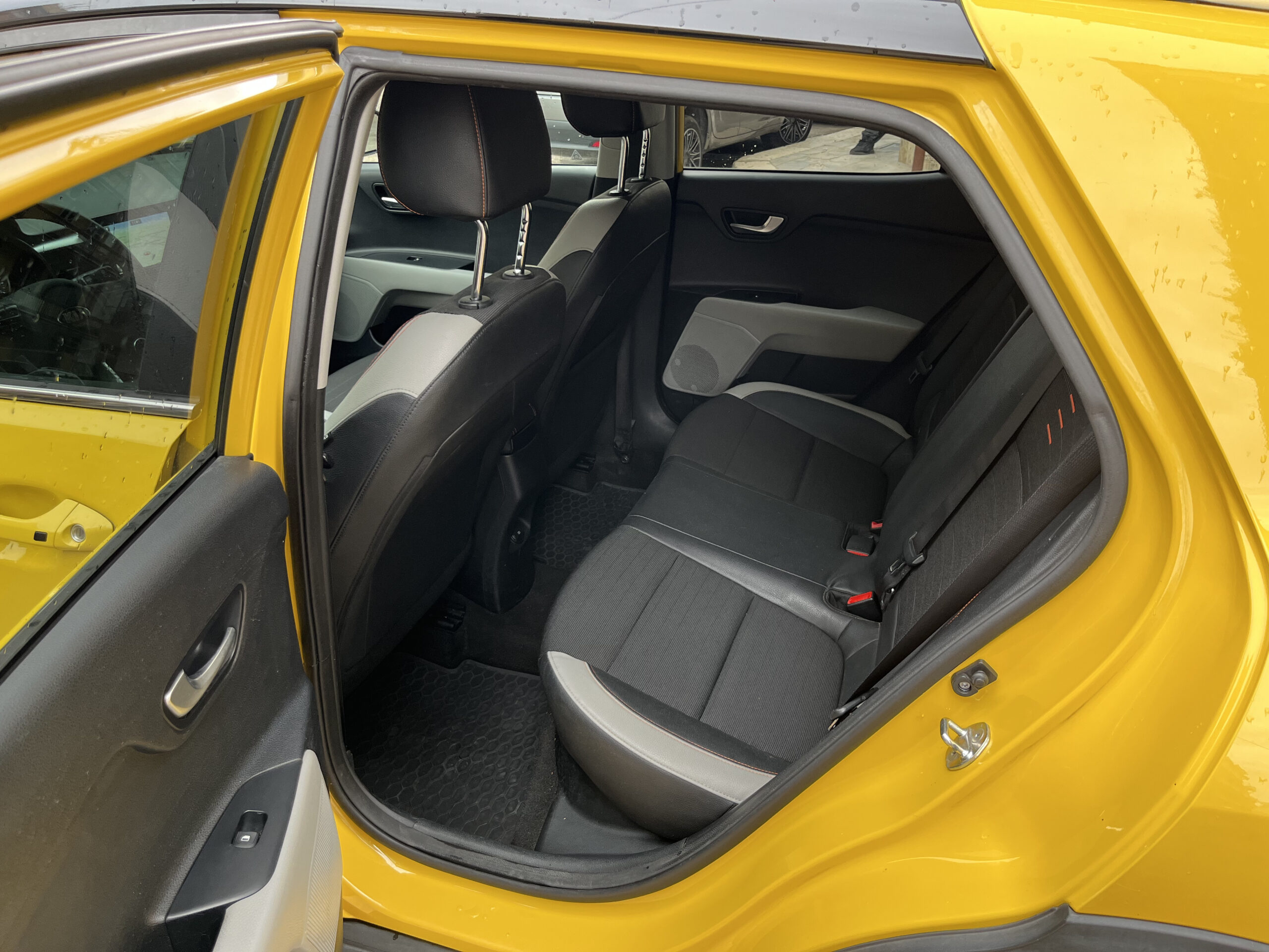 KIA STONIC 1.6 CRDI 110 CV ENERGY - immagine 10