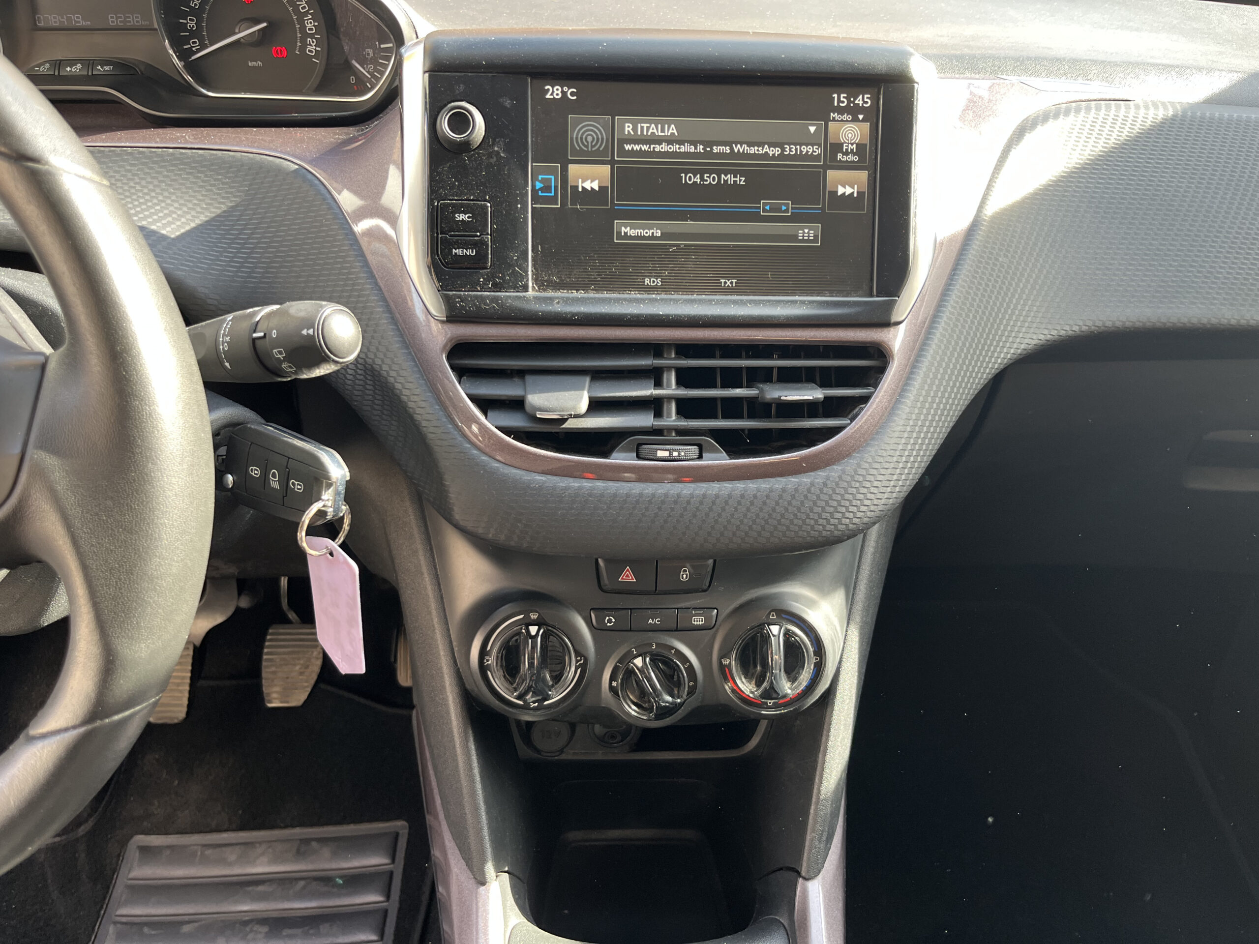 PEUGEOT 2008 E-HDI 92 CV STOP&START ACTIVE - immagine 12