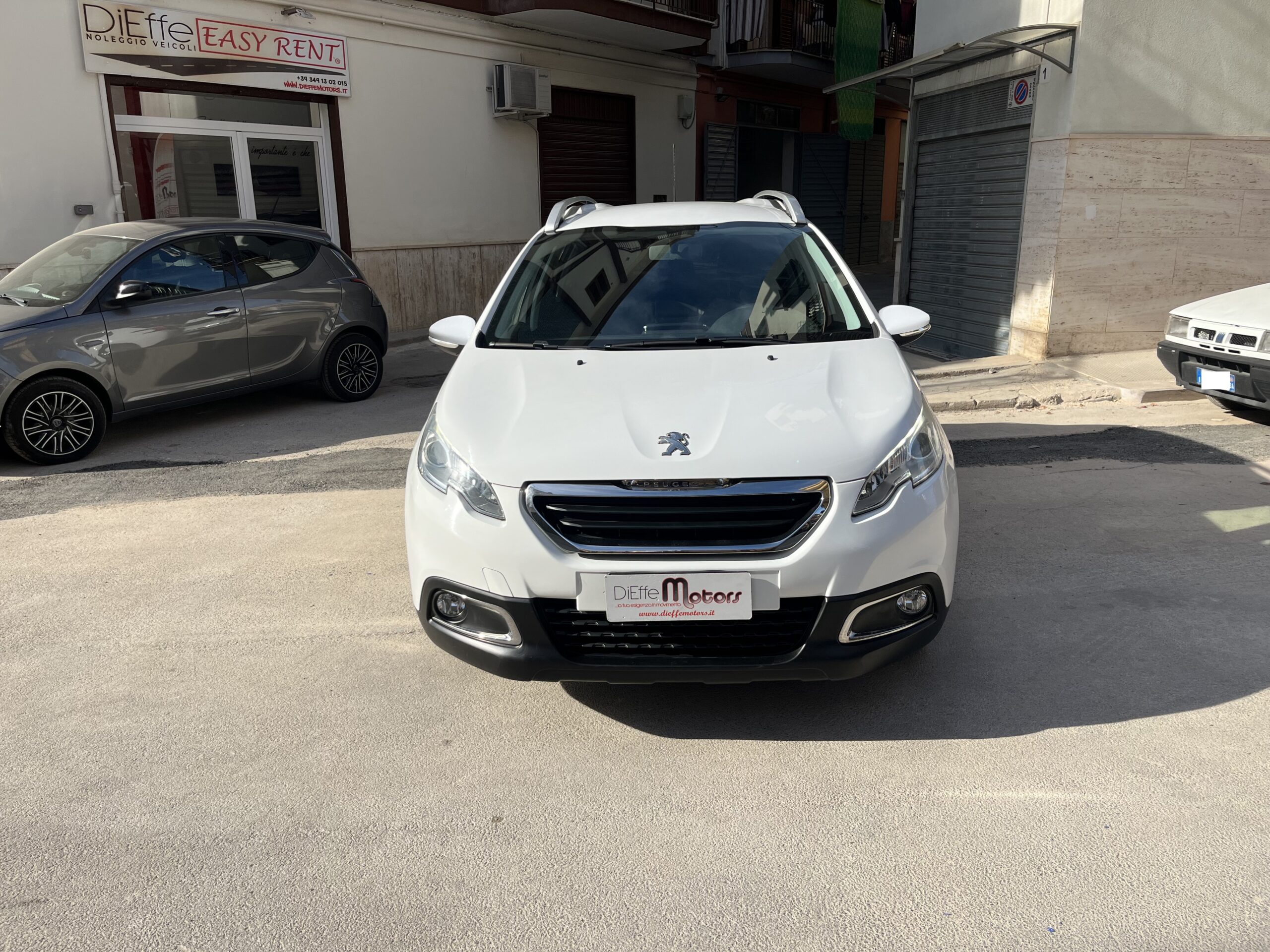 PEUGEOT 2008 E-HDI 92 CV STOP&START ACTIVE - immagine 2