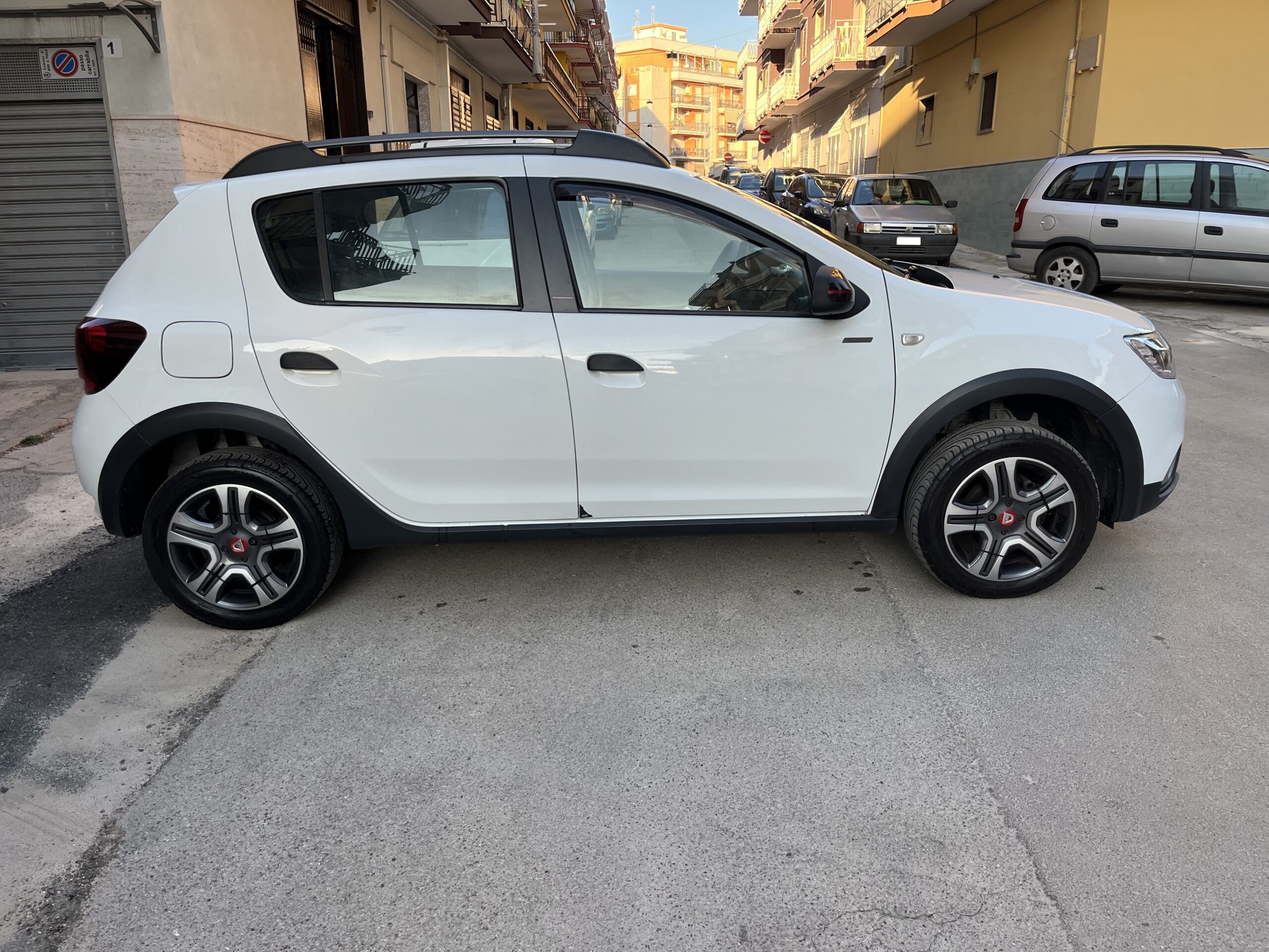 DACIA SANDERO STEPWAY 1.5 BLUE DCI 95CV TECHROAD - immagine 4