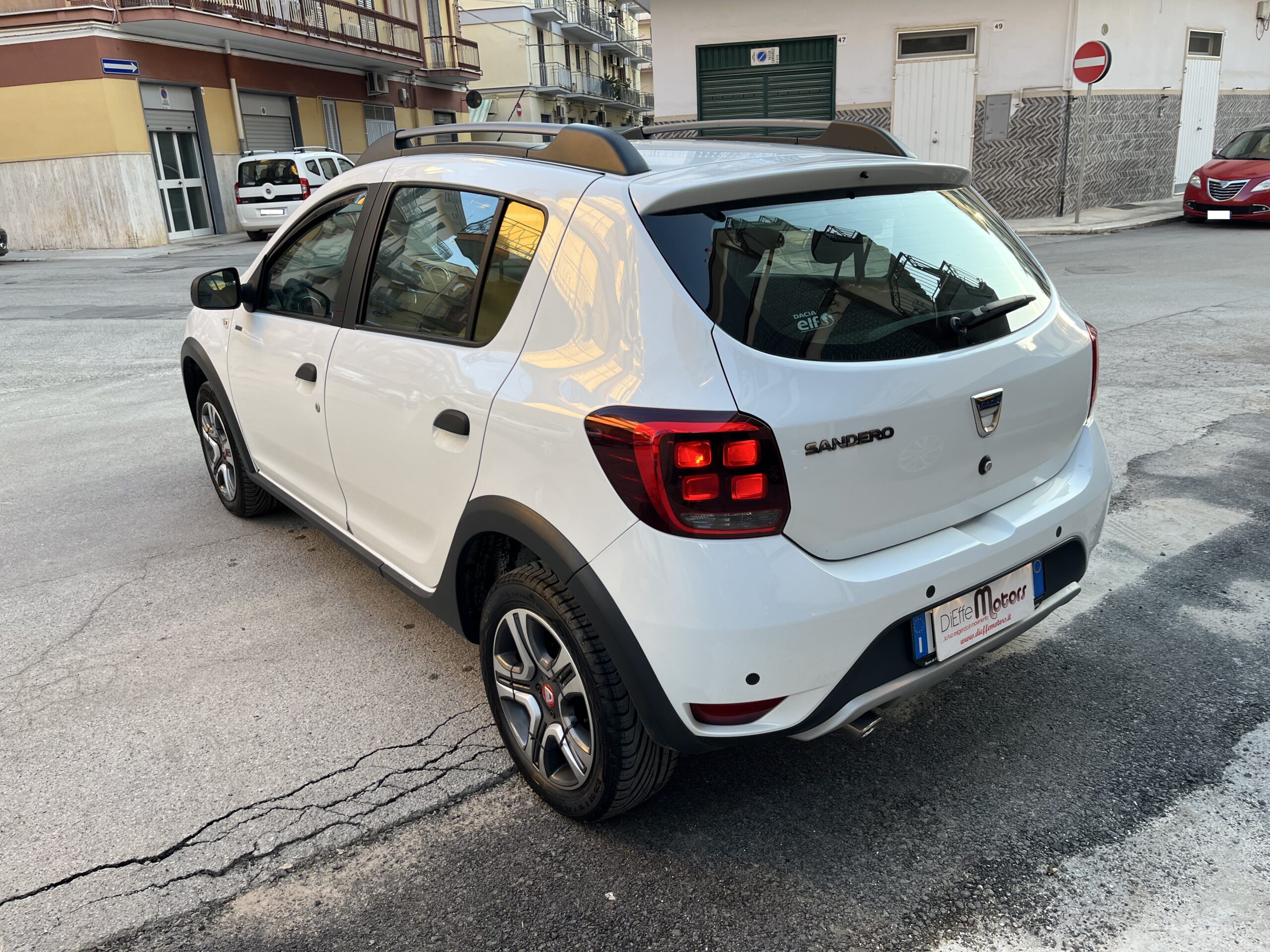 DACIA SANDERO STEPWAY 1.5 BLUE DCI 95CV TECHROAD - immagine 6