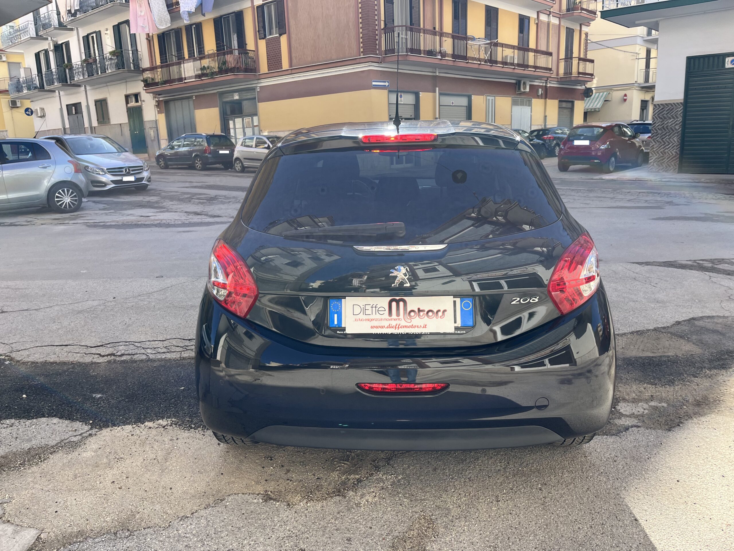 PEUGEOT 208 HDI 68 CV 5 PORTE ALLURE - immagine 7