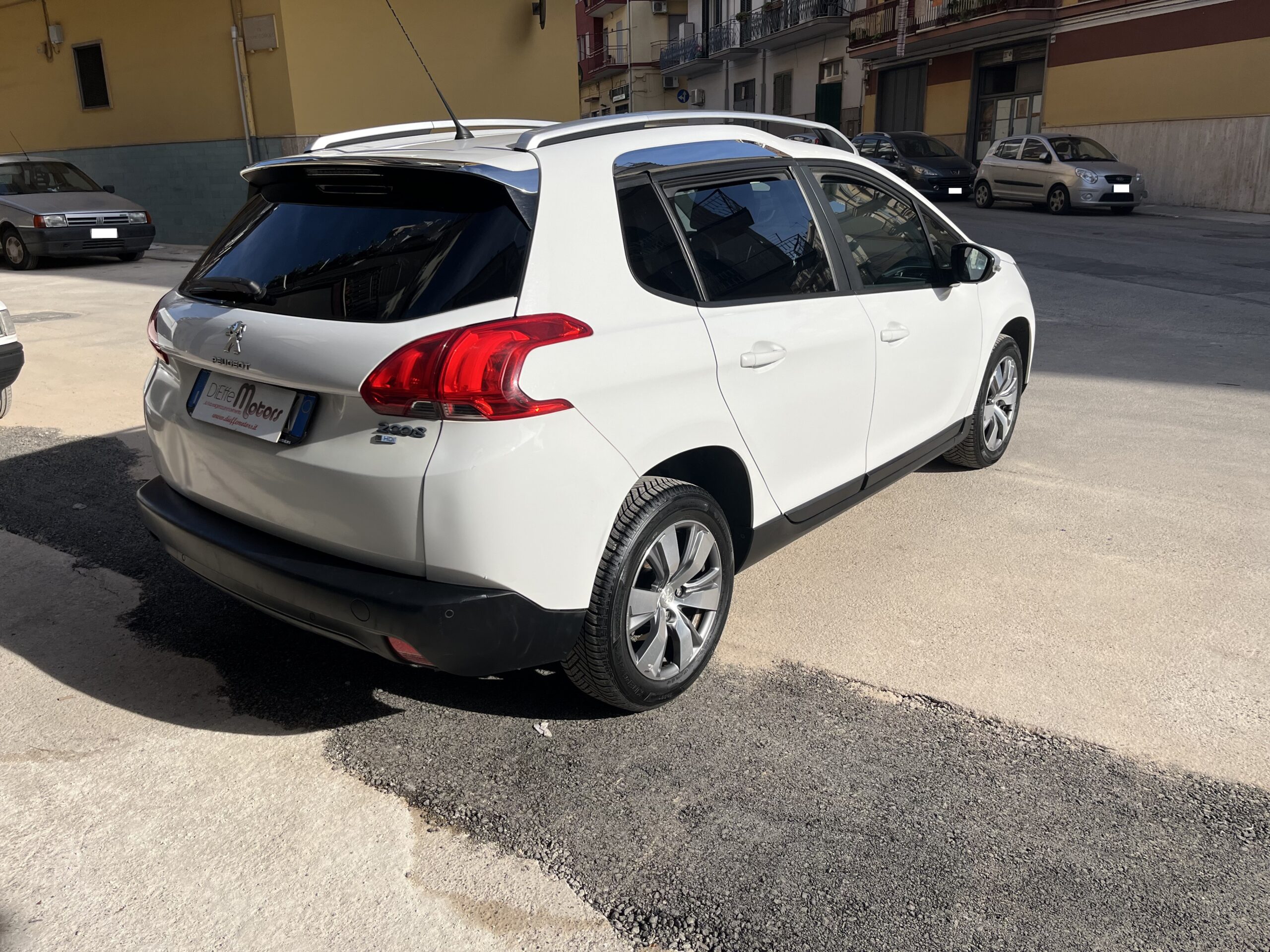 PEUGEOT 2008 E-HDI 92 CV STOP&START ACTIVE - immagine 8